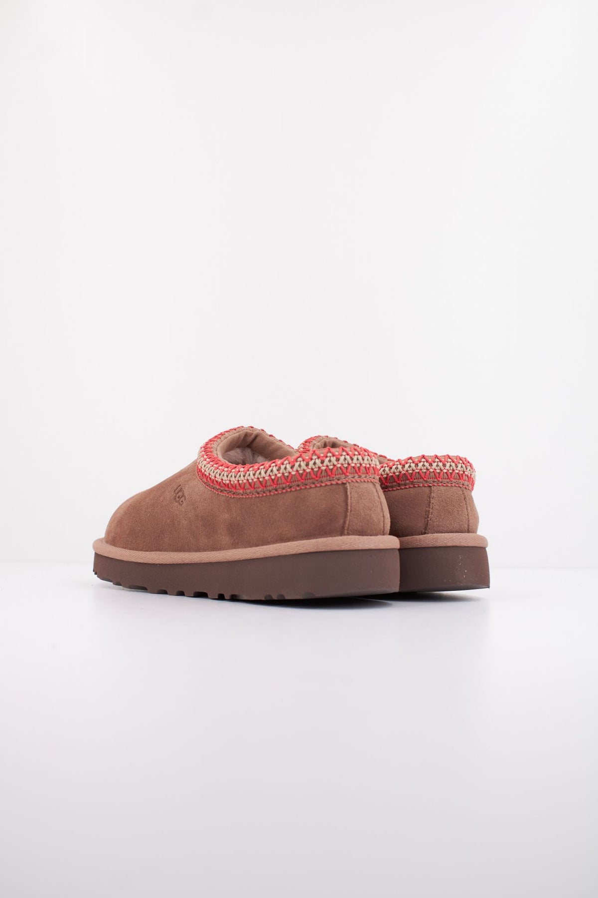 UGG TASMAN II 1174470U en color MARRON (4)