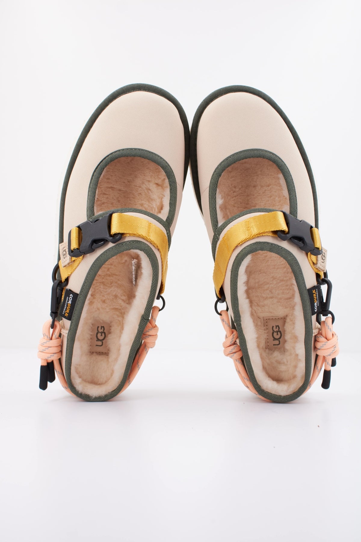 UGG BEA MARY JANE WILDWOOD en color BEIS (3)
