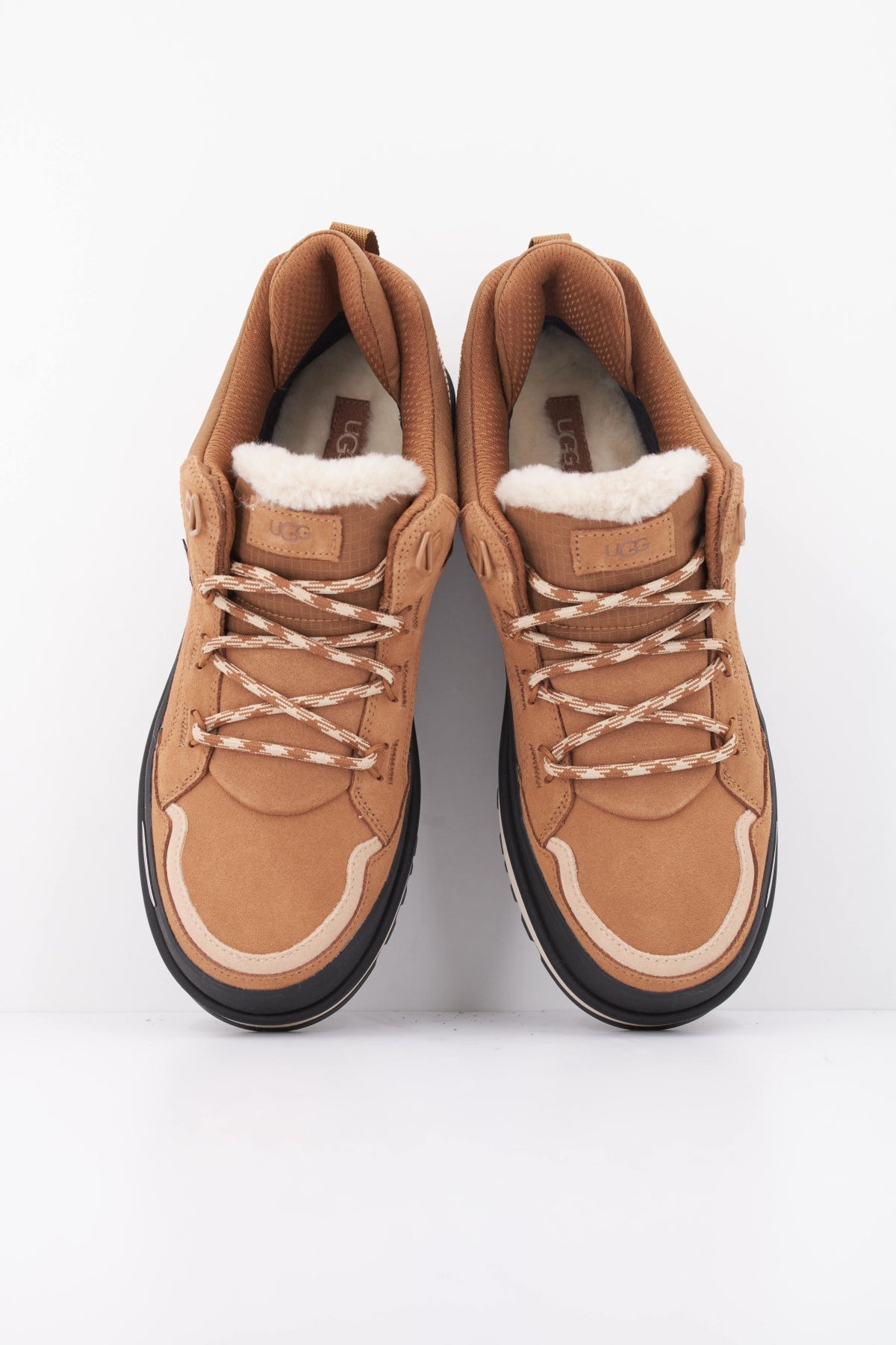 UGG 1180512U en color MARRON (3)
