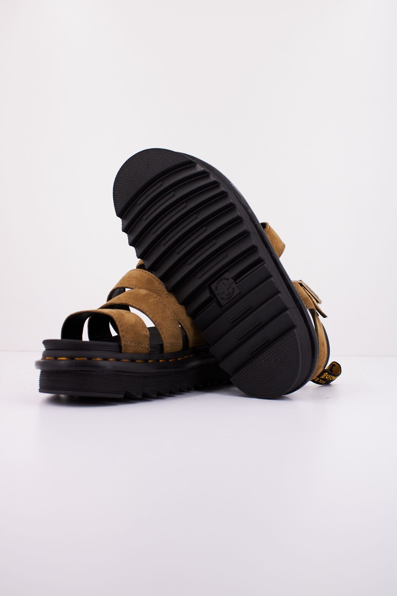 DR. MARTENS BLAIRE en color VERDE (4)