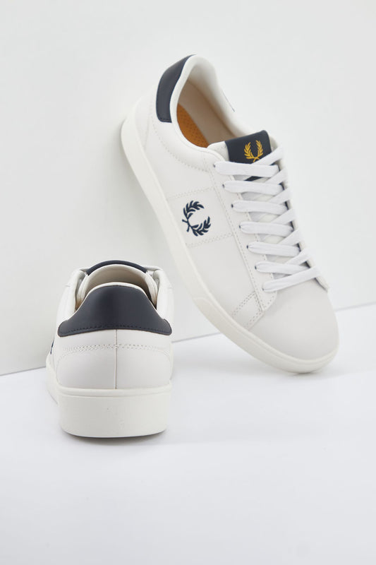 FRED PERRY SPENCER LEATHER en color BLANCO (2)