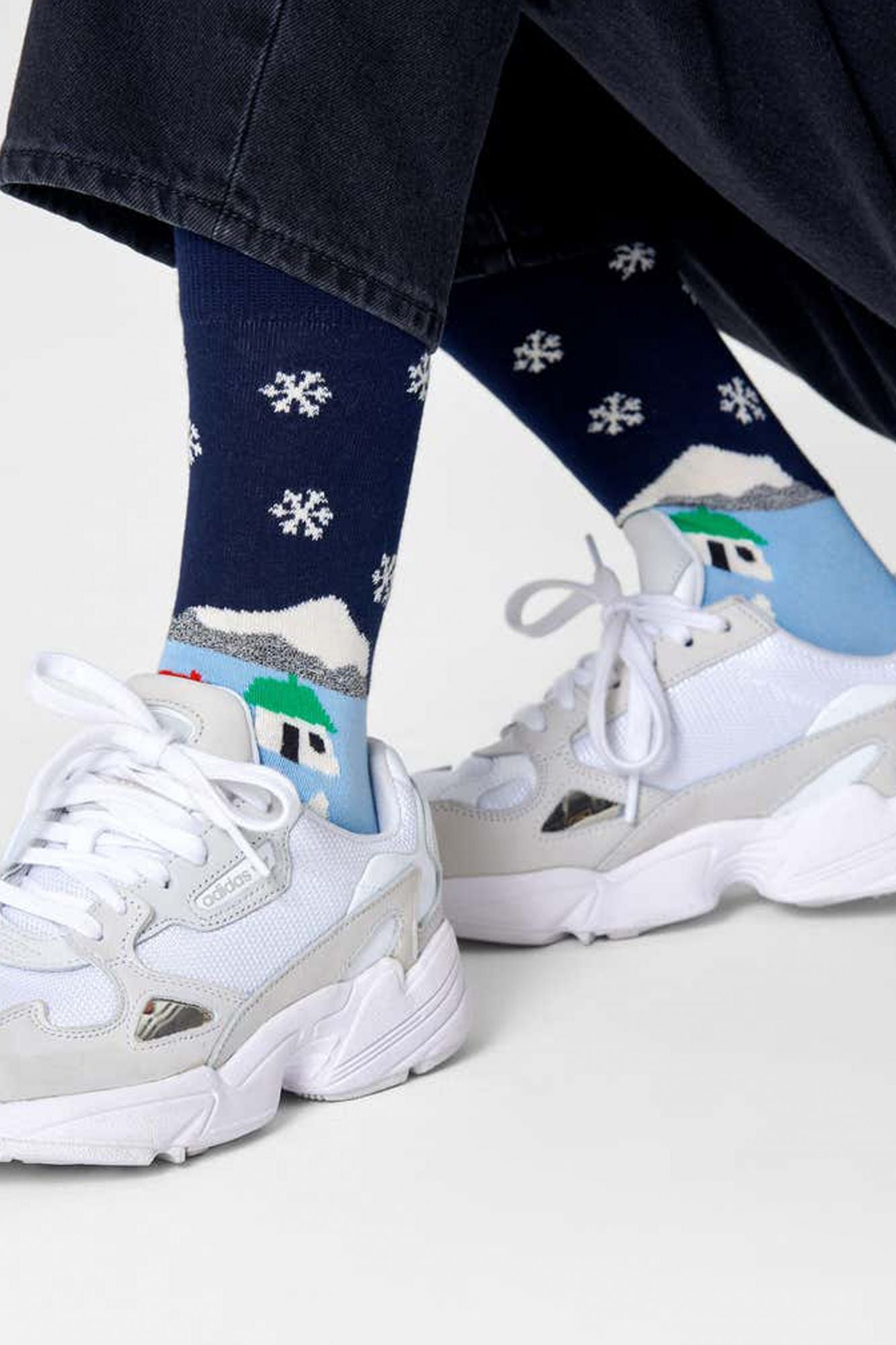 HAPPY SOCKS LITTLE HOUSE ON THE SNOW en color AZUL (4)