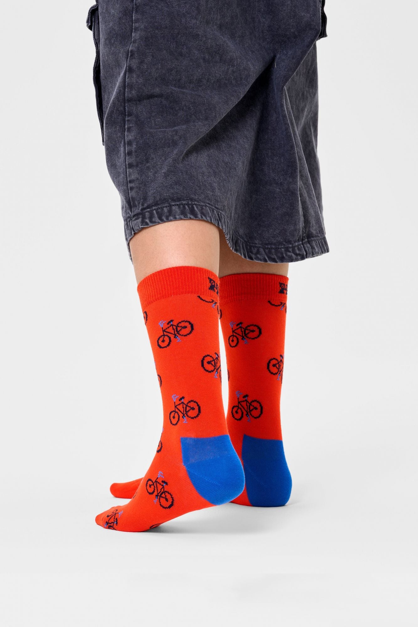 HAPPY SOCKS BIKE SOCK en color ROJO (2)