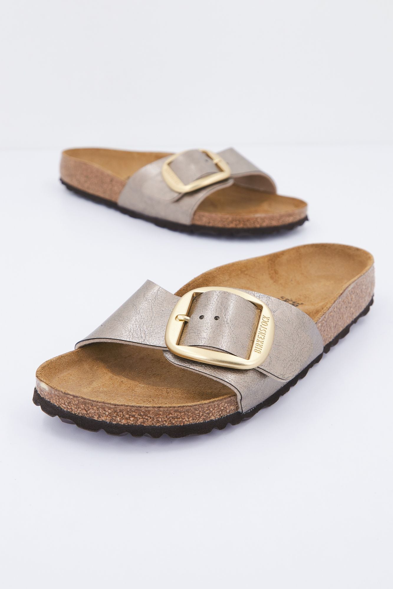 BIRKENSTOCK MADRID BIG BUCKLE BF GRACEF en color BRONCE (1)