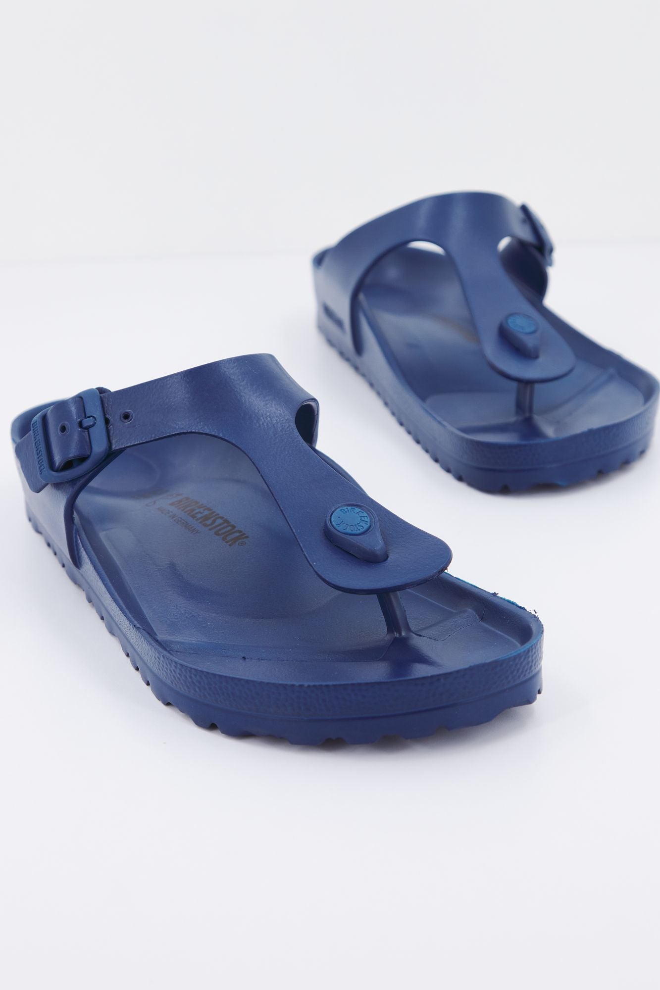 BIRKENSTOCK GIZEH EVA en color AZUL (2)