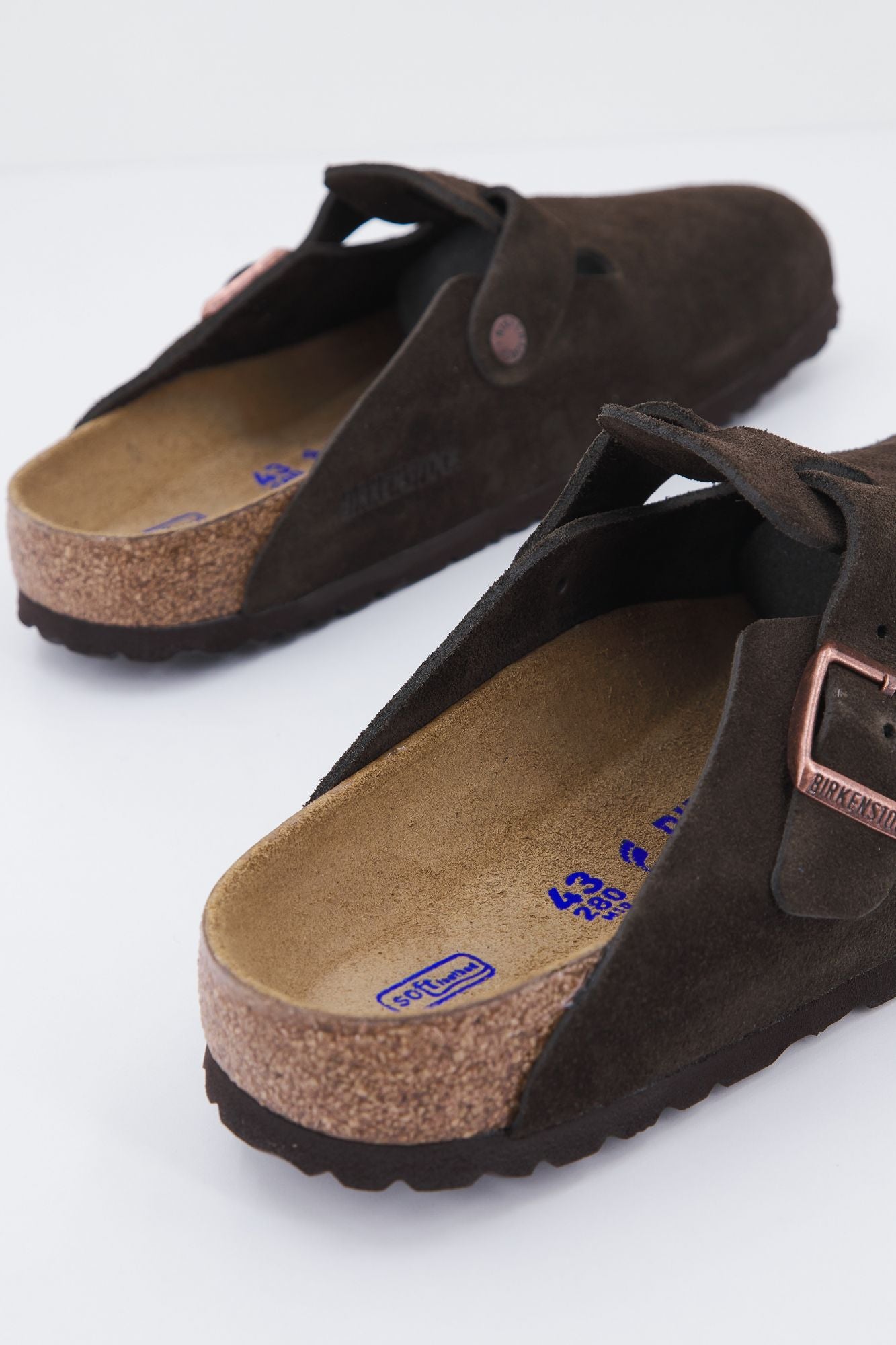 BIRKENSTOCK BOSTON VL SFB en color MARRON (3)