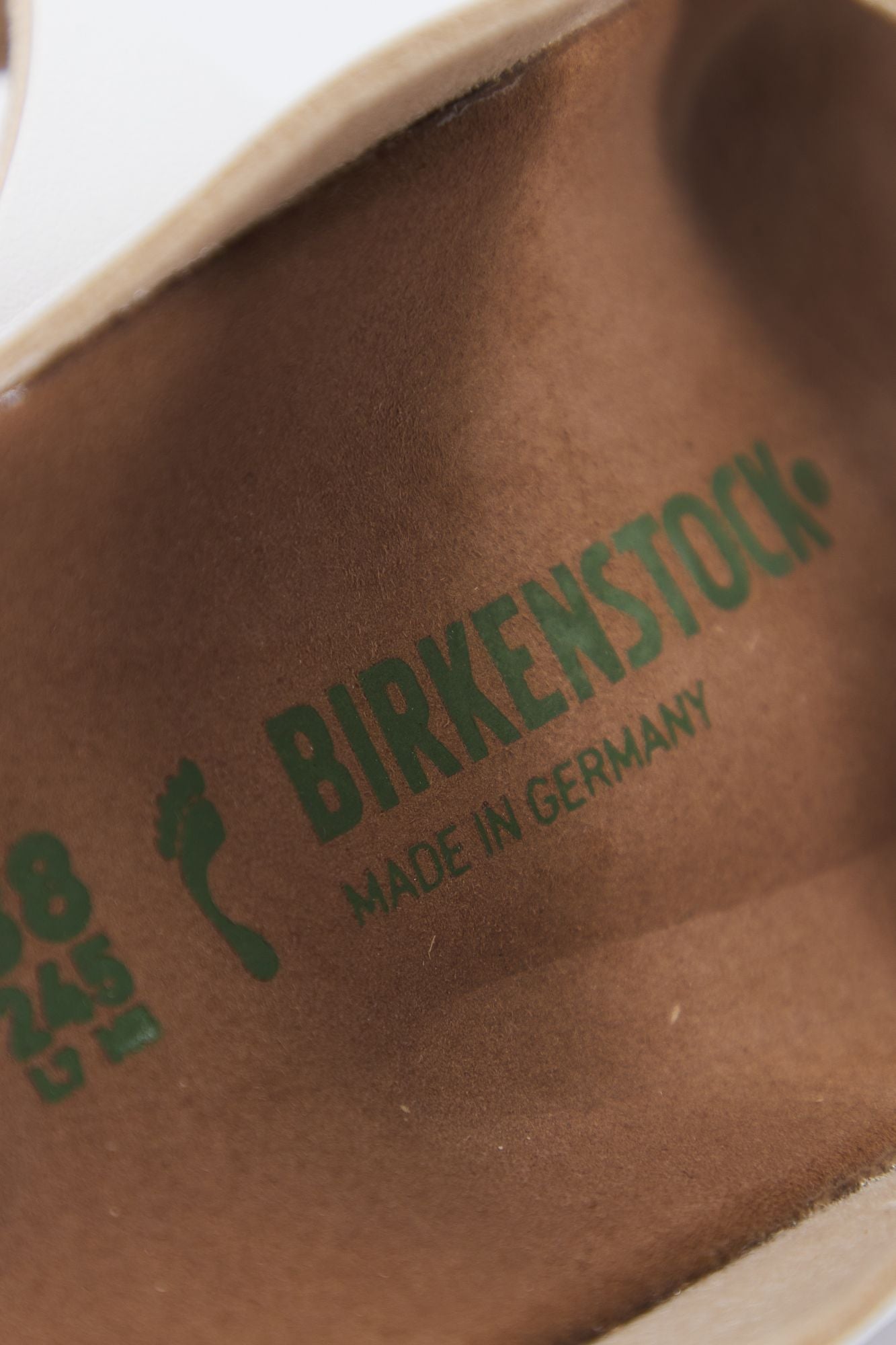 BIRKENSTOCK ARIZONA en color BLANCO (4)