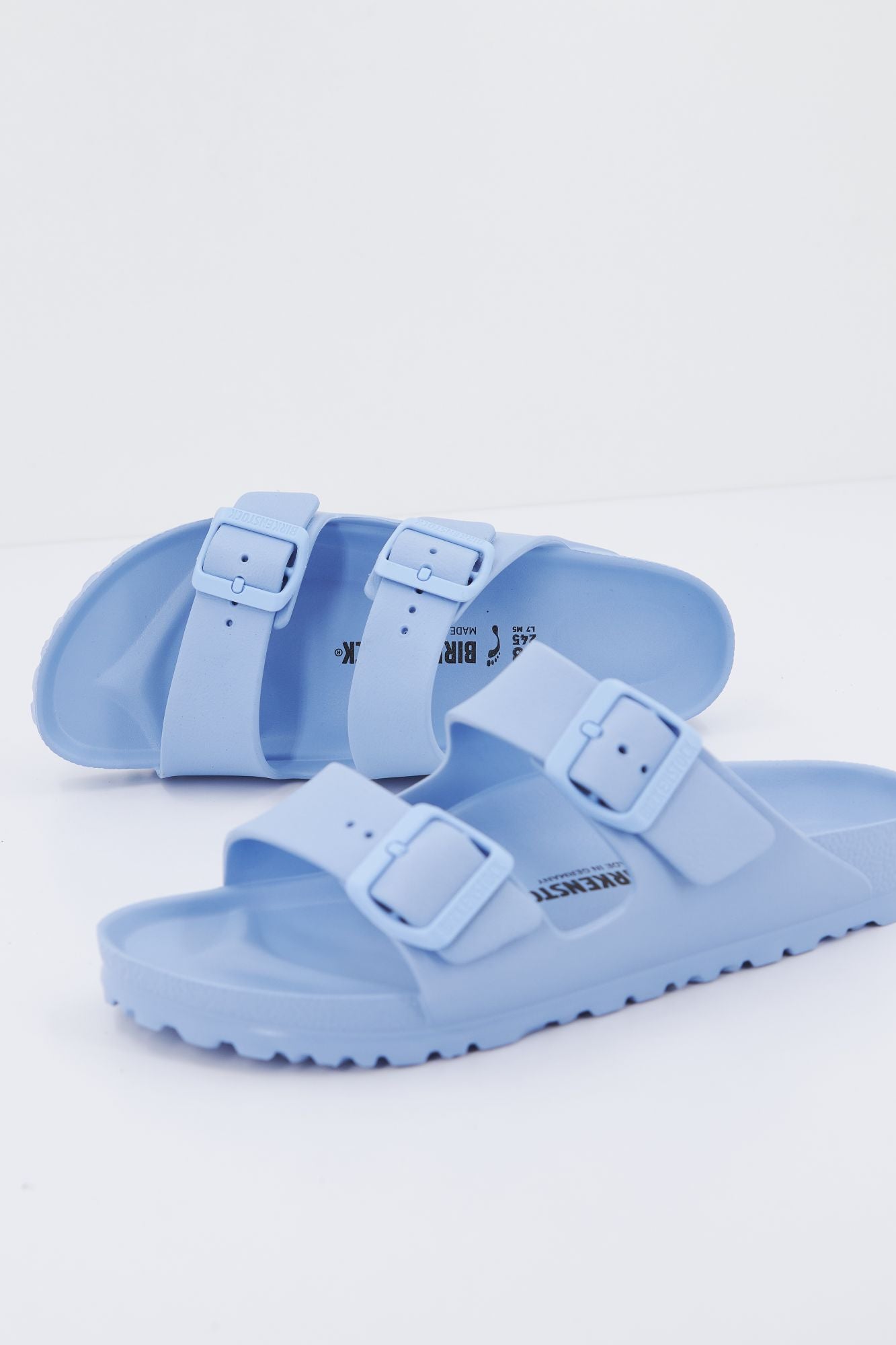 BIRKENSTOCK ARIZONA EVA en color AZUL (1)