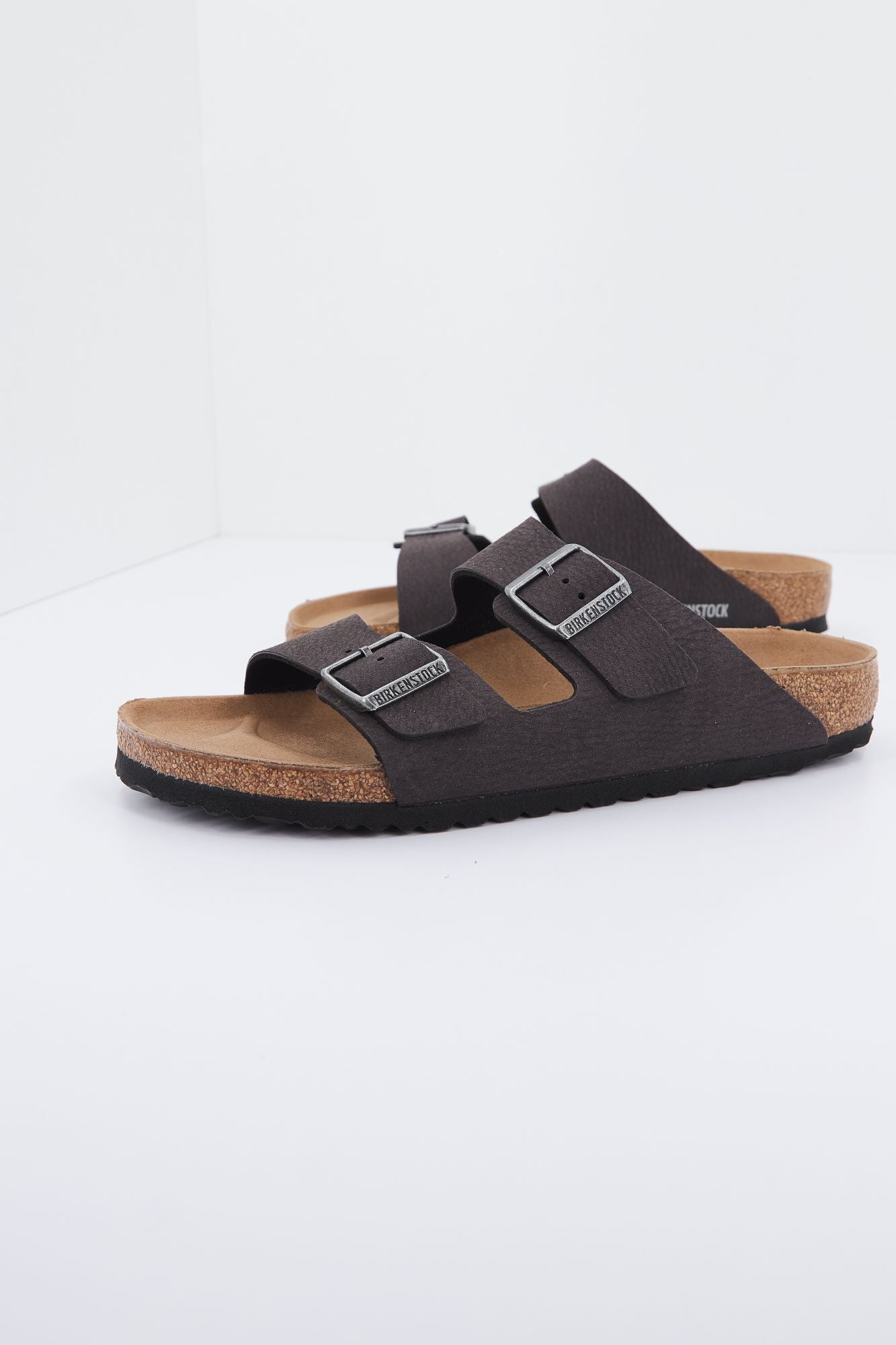 BIRKENSTOCK ARIZONA MF DESERT en color NEGRO (1)