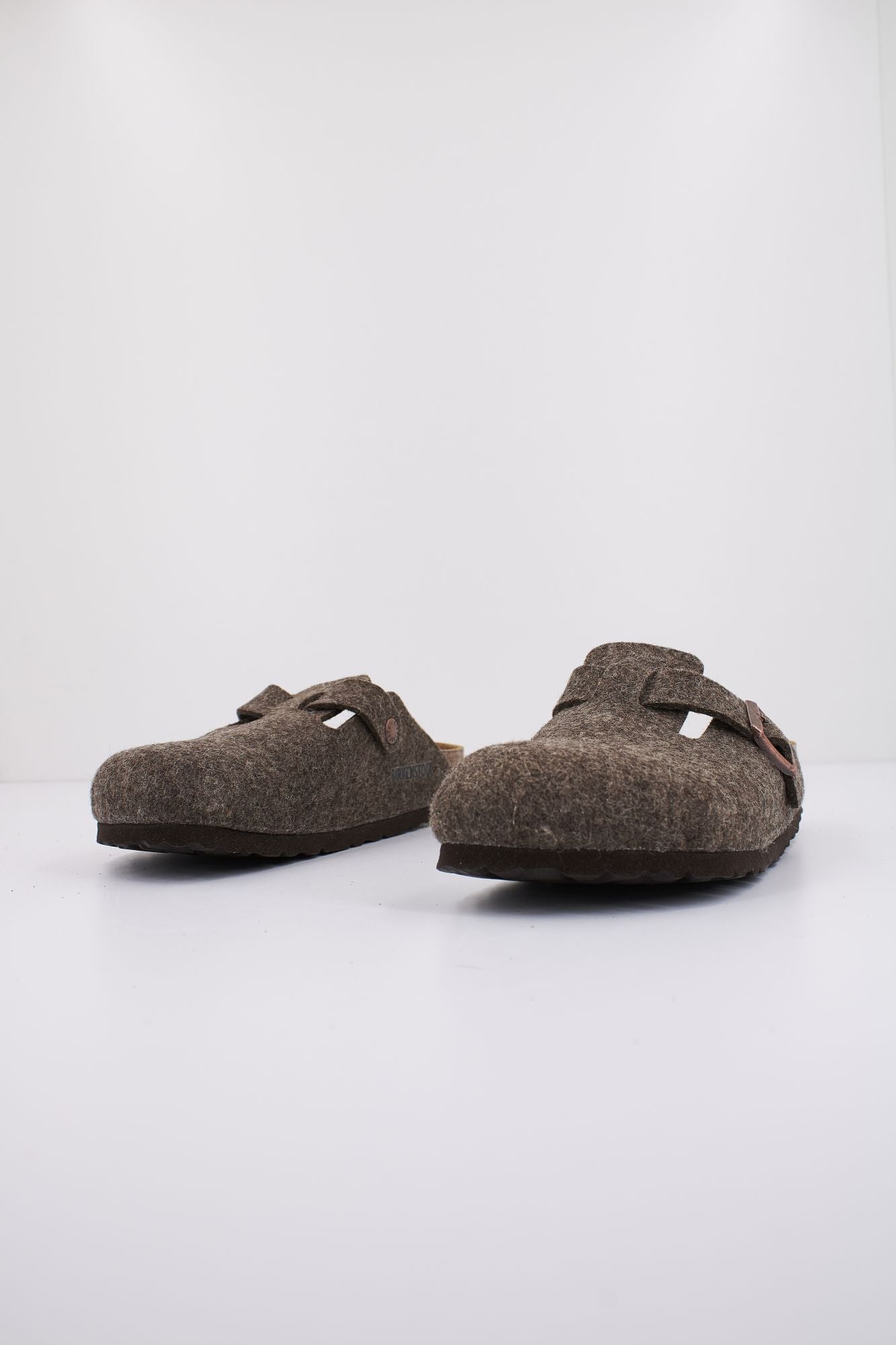 BIRKENSTOCK BOSTON WOOL FELT en color MARRON (2)