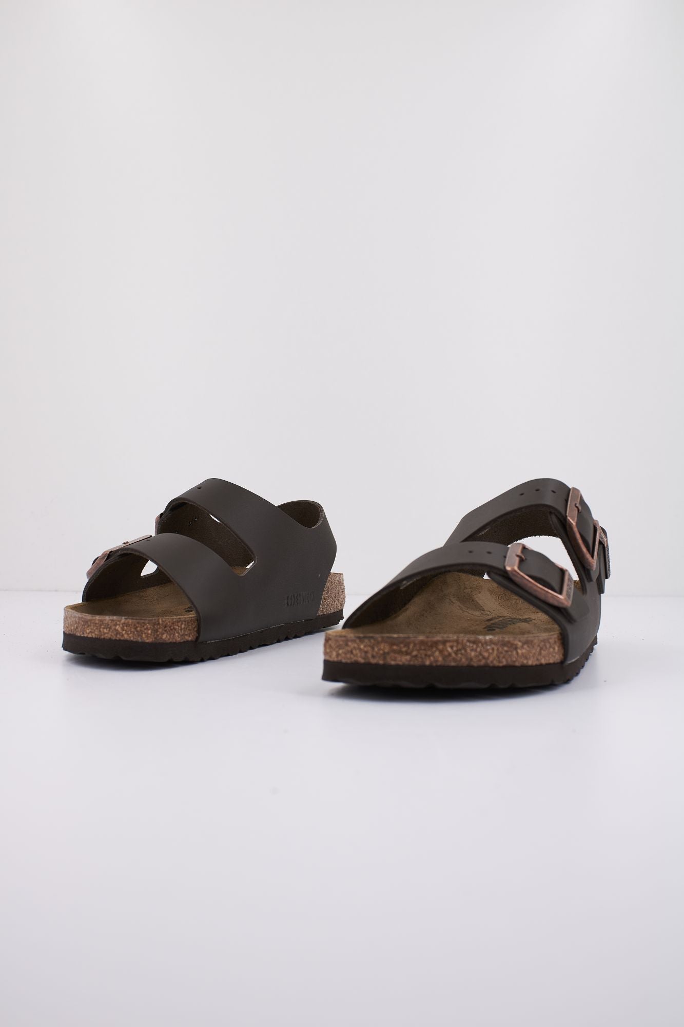 BIRKENSTOCK MILANO NATURAL LEATHER en color MARRON (2)