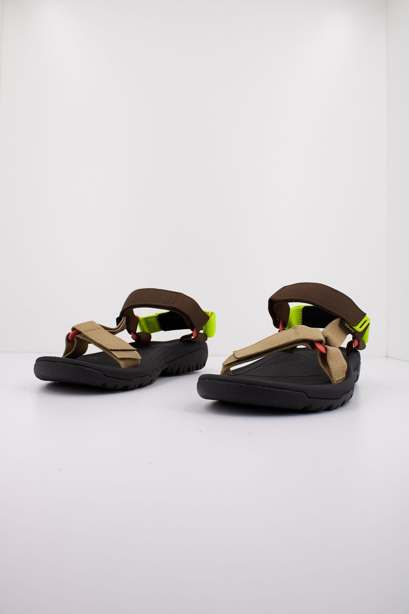 TEVA HURRICANE XLT2 en color MARRON (2)