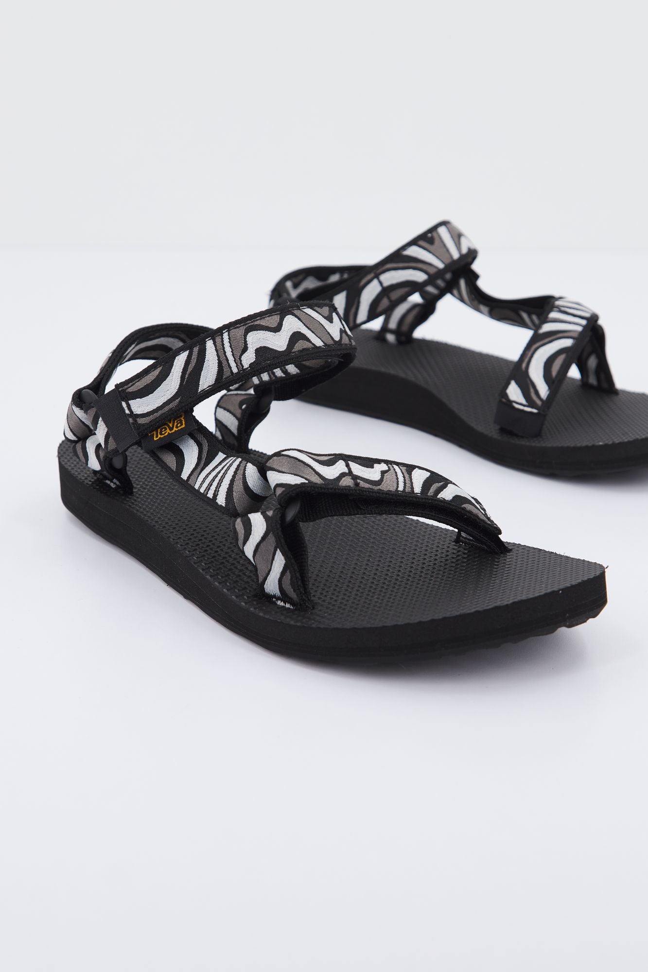 TEVA W ORIG.UNIVERSAL en color NEGRO (1)