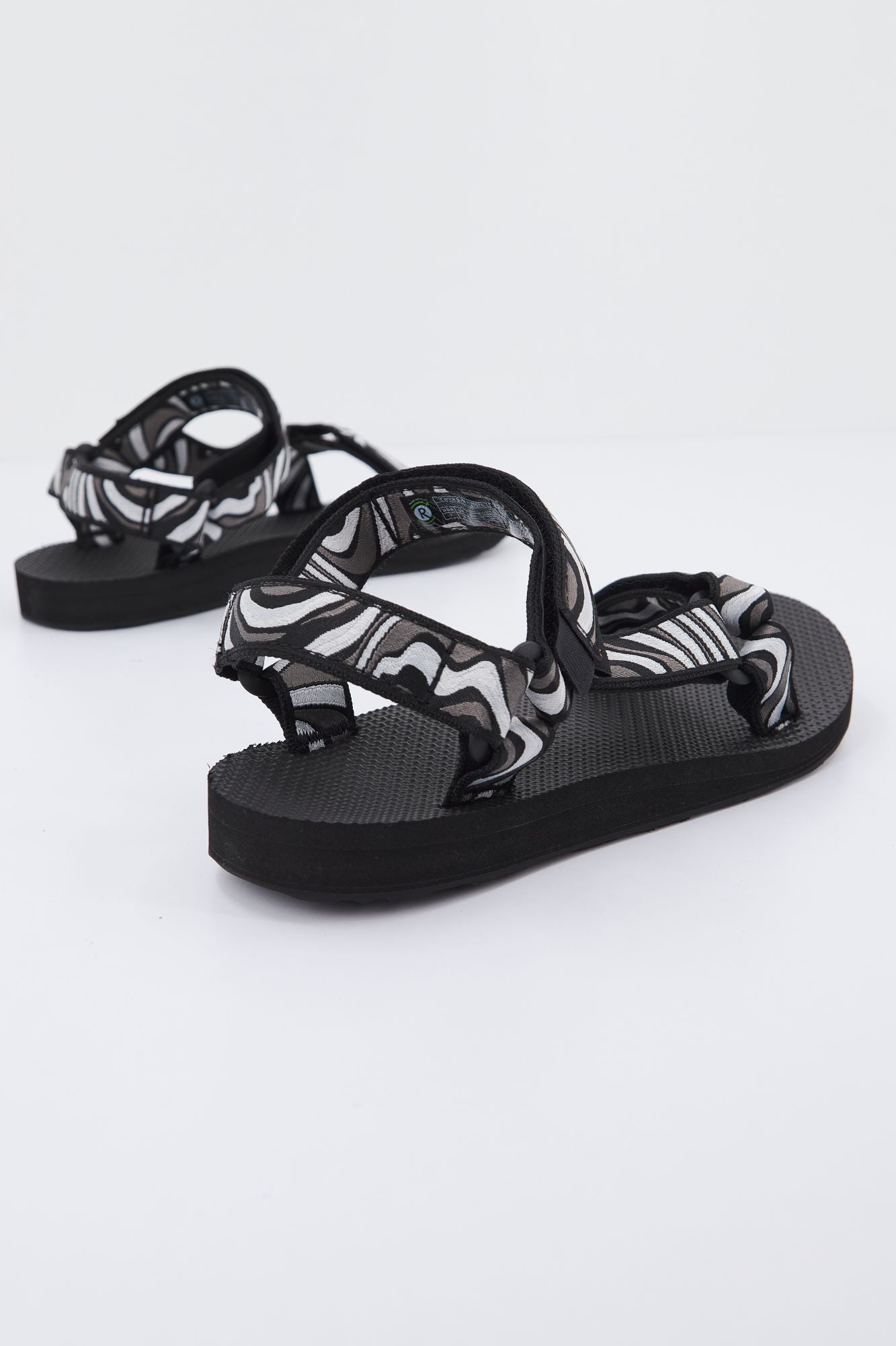 TEVA W ORIG.UNIVERSAL en color NEGRO (3)