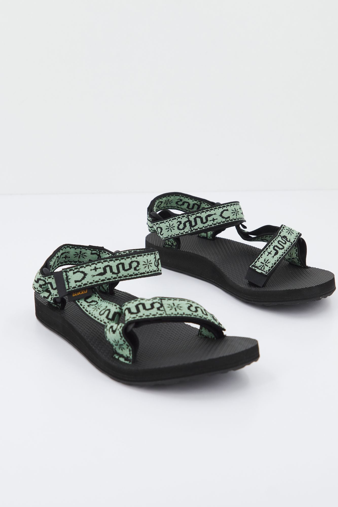 TEVA W ORIGINAL UNIVERSAL en color VERDE (1)