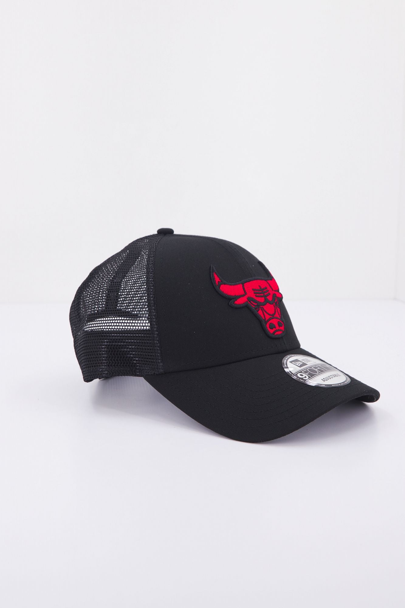 NEW ERA HOME FIELD 9FORTY TRUCKER en color NEGRO (2)