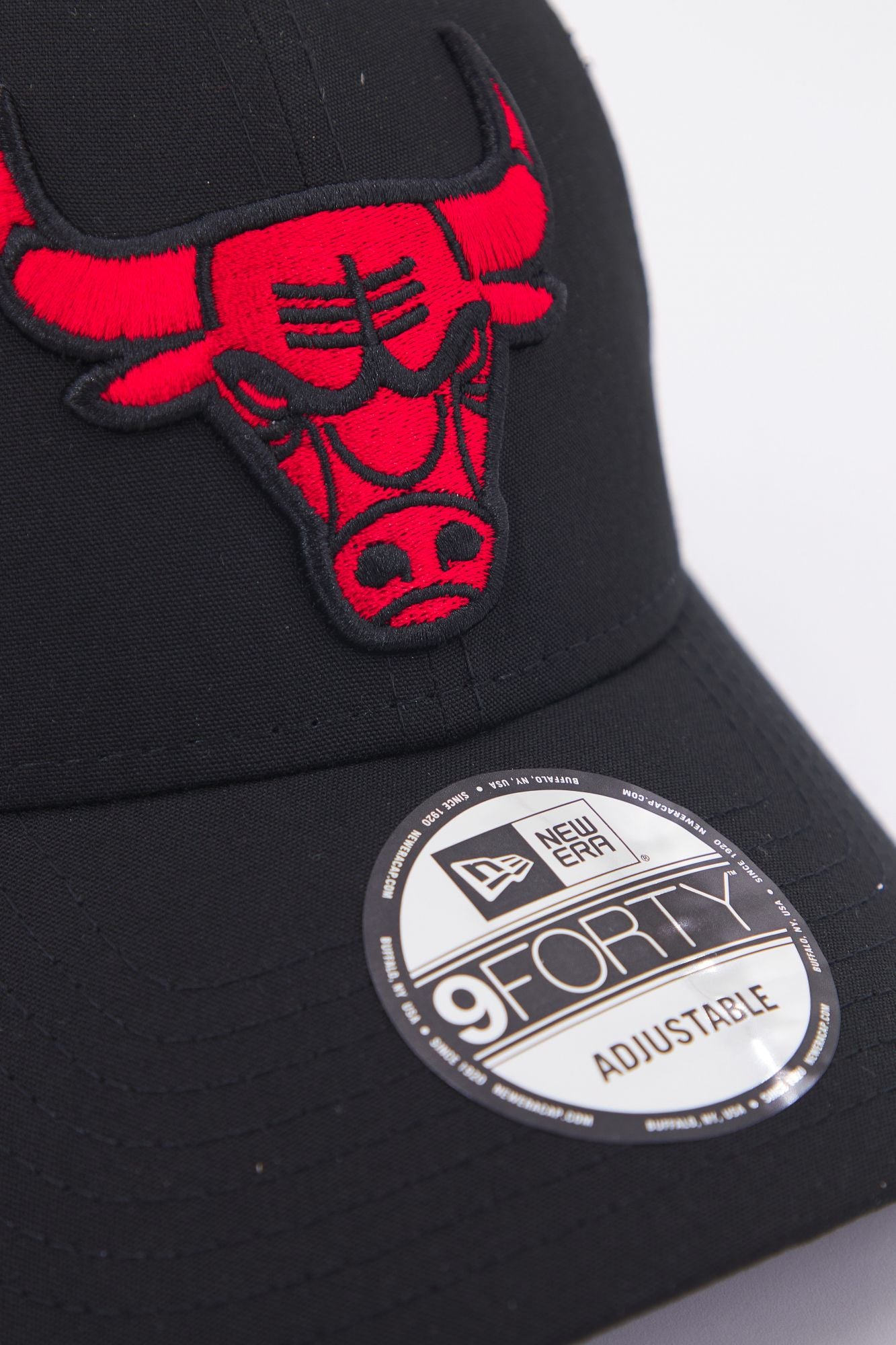 NEW ERA HOME FIELD 9FORTY TRUCKER en color NEGRO (4)