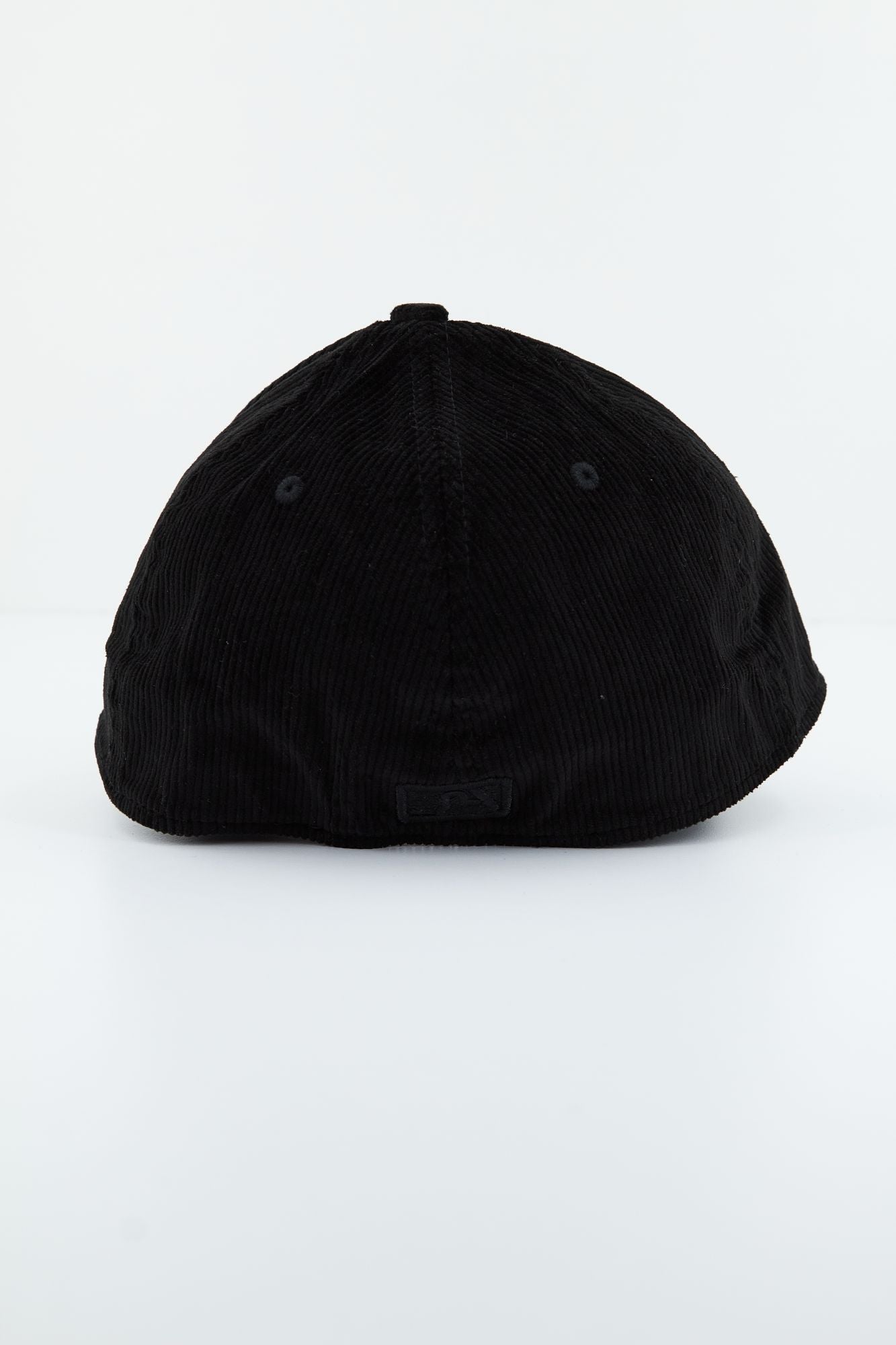 NEW ERA CORD 39THIRTY NEYYAN en color NEGRO (3)