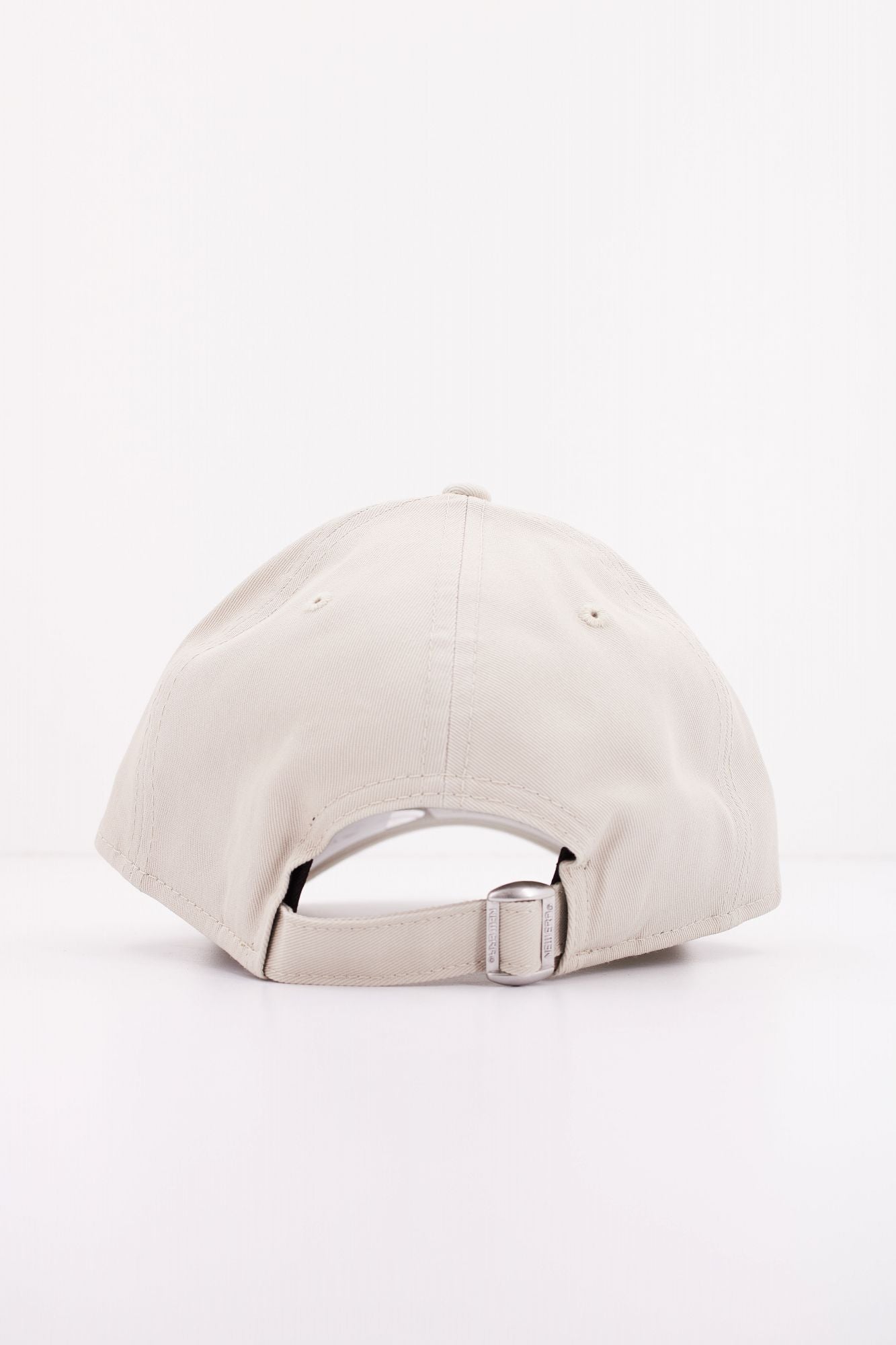 NEW ERA TEAM OUTLINE 9FORTY en color BEIS (3)