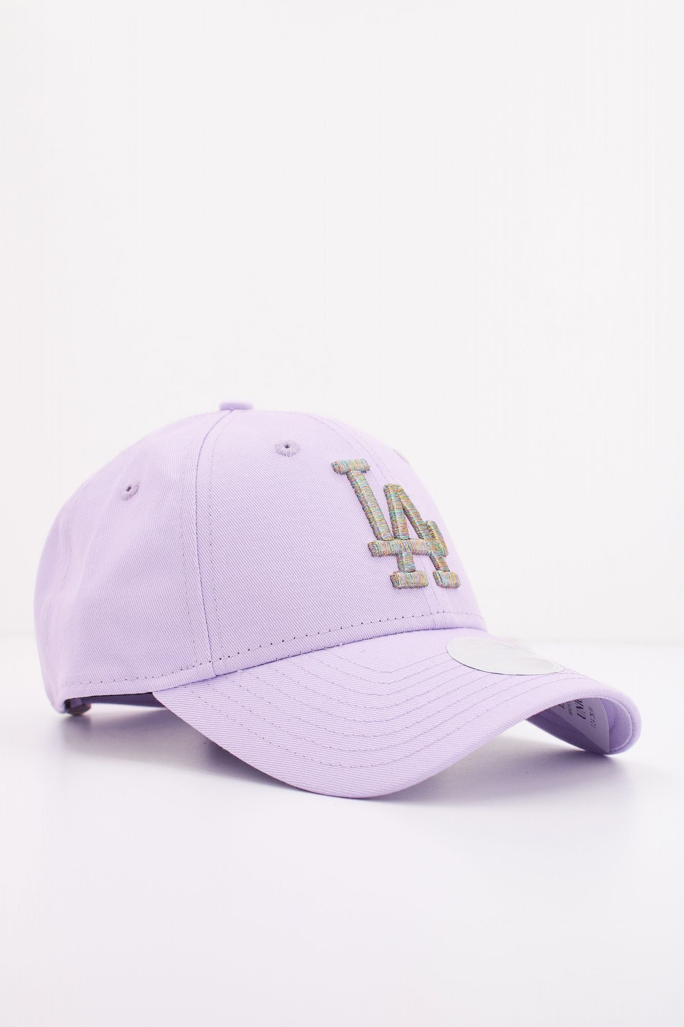 NEW ERA FEMALE METALLIC LOGO 9FO en color VIOLETA (2)