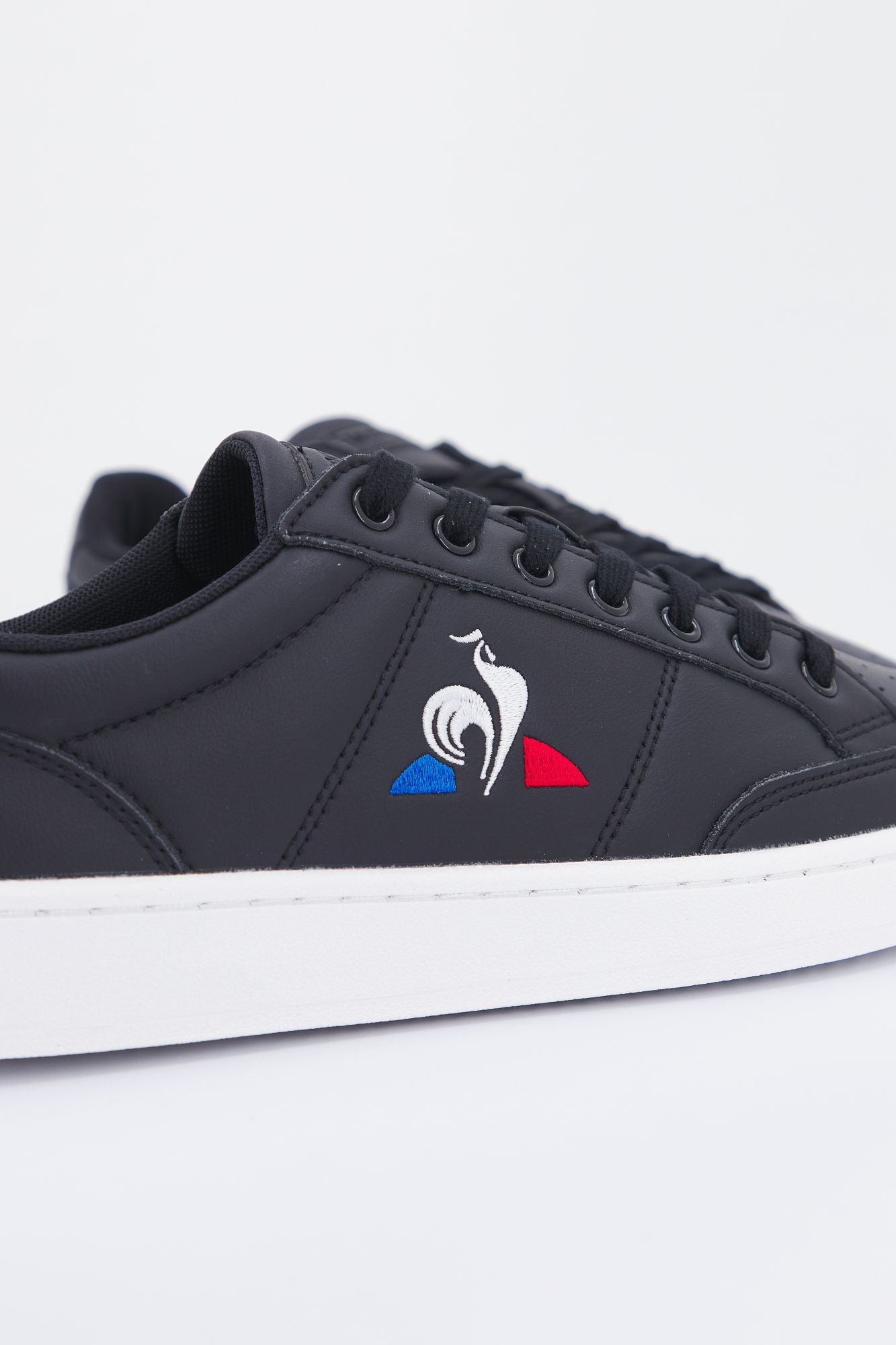 LE COQ SPORTIF COURT NET SPORT en color NEGRO (4)