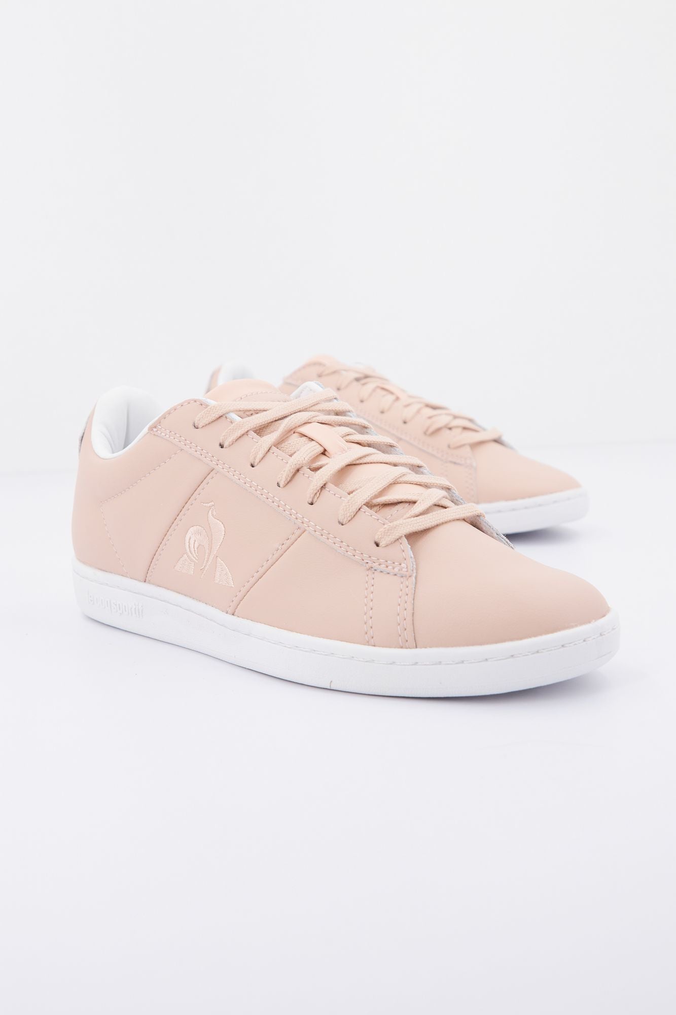 LE COQ SPORTIF COURTCLASSIC W en color BEIS (1)