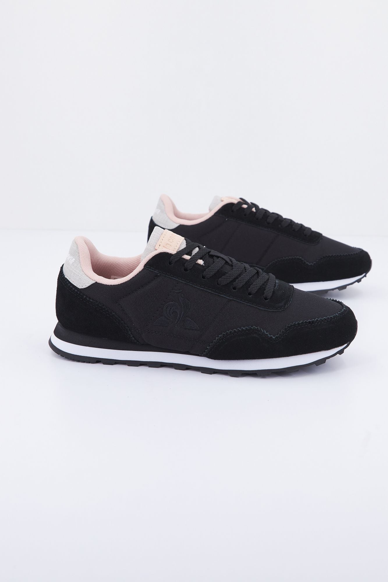 LE COQ SPORTIF ASTRA W BROGUE en color NEGRO (2)