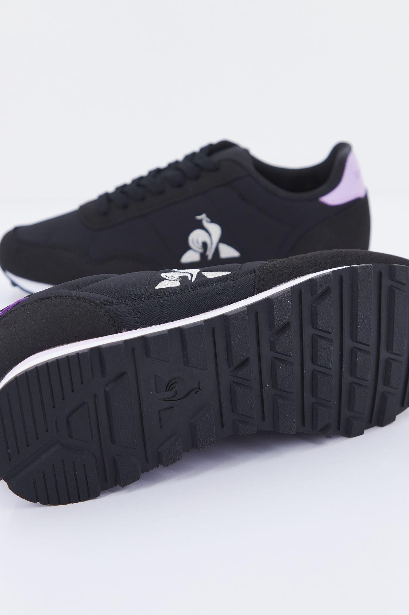 LE COQ SPORTIF ASTRA W en color NEGRO (4)