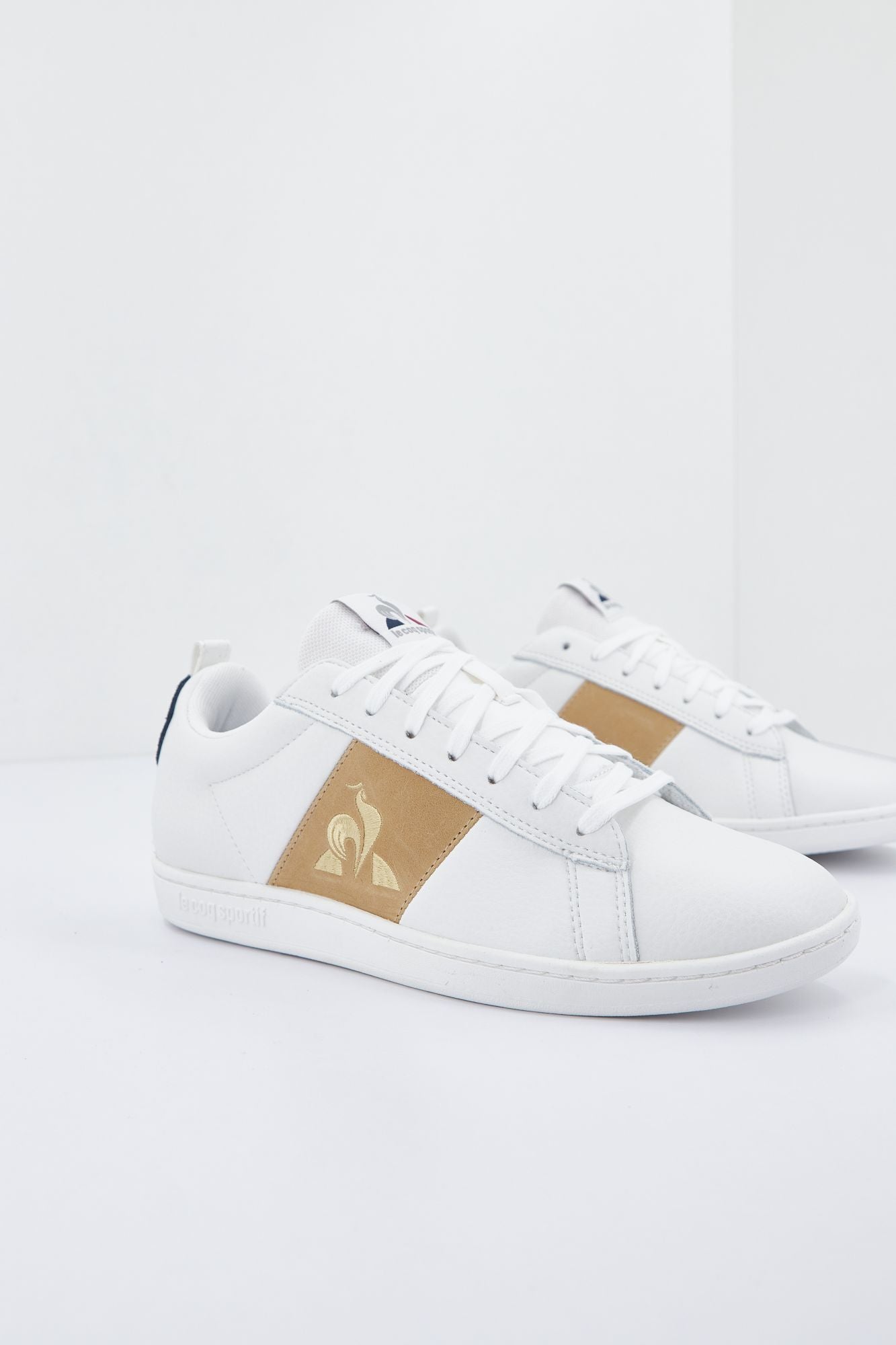 LE COQ SPORTIF COURTCLASSIC BBR PREMIUM en color BLANCO (4)