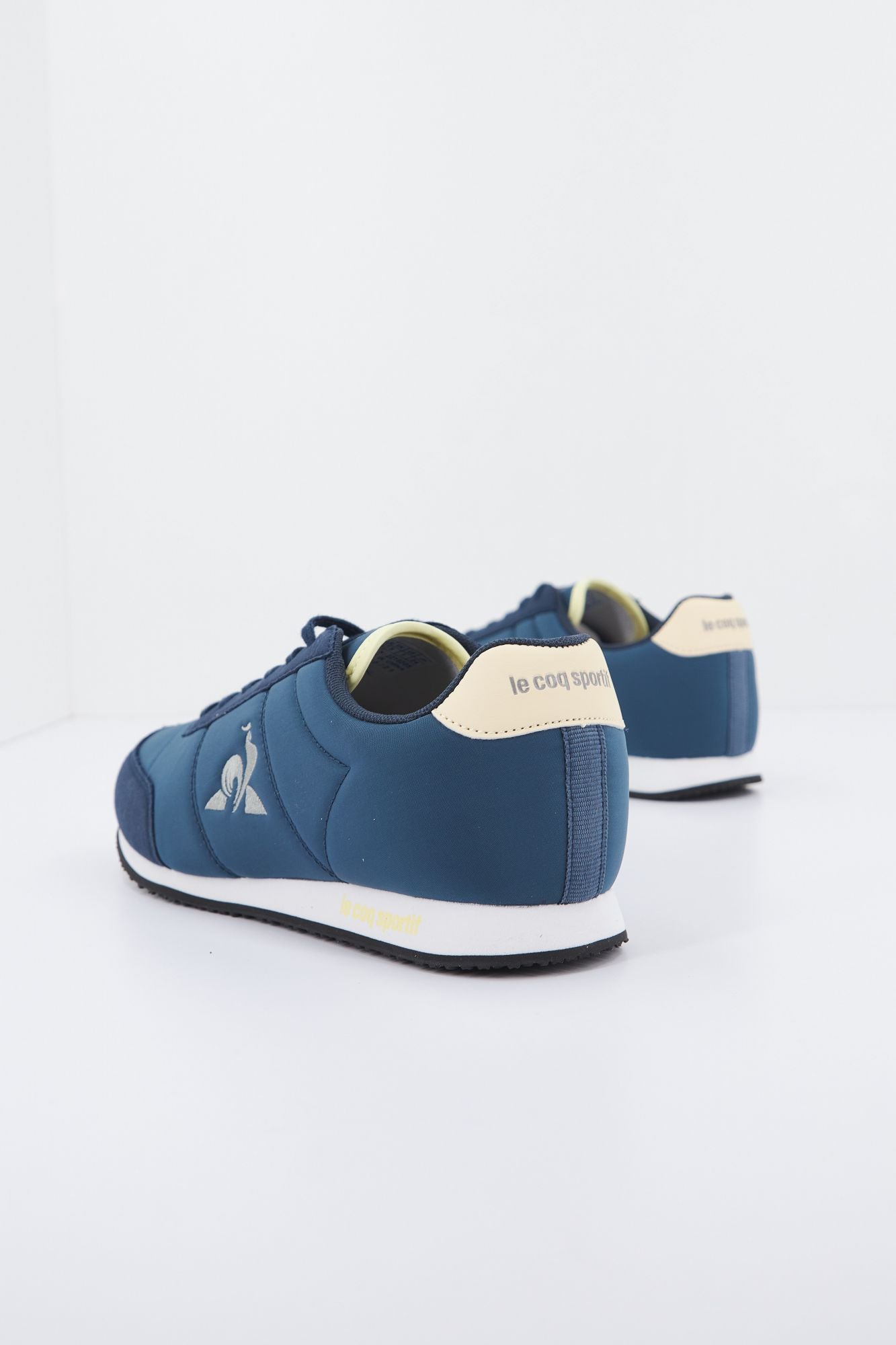 LE COQ SPORTIF RACERONE W METALLIC en color AZUL (3)
