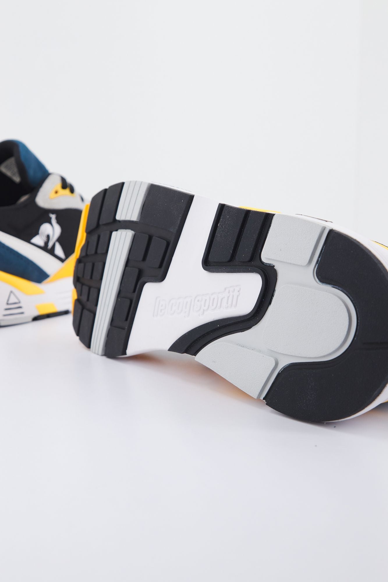 LE COQ SPORTIF LCS R850 en color MULTICOLOR (4)