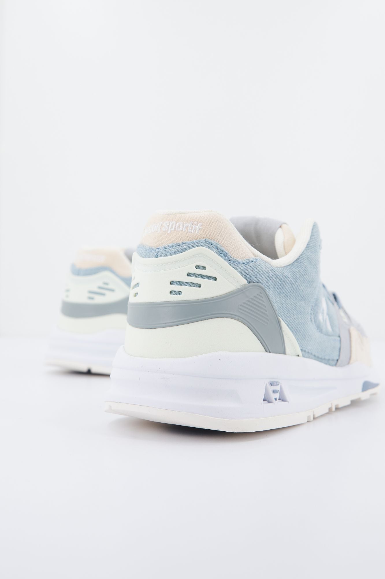 LE COQ SPORTIF LCS R1000 W DENIM en color AZUL (3)