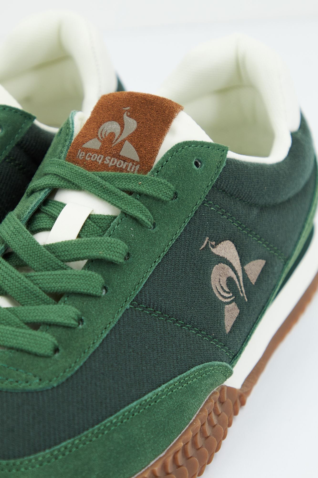 LE COQ SPORTIF VELOCE FELT en color VERDE (4)