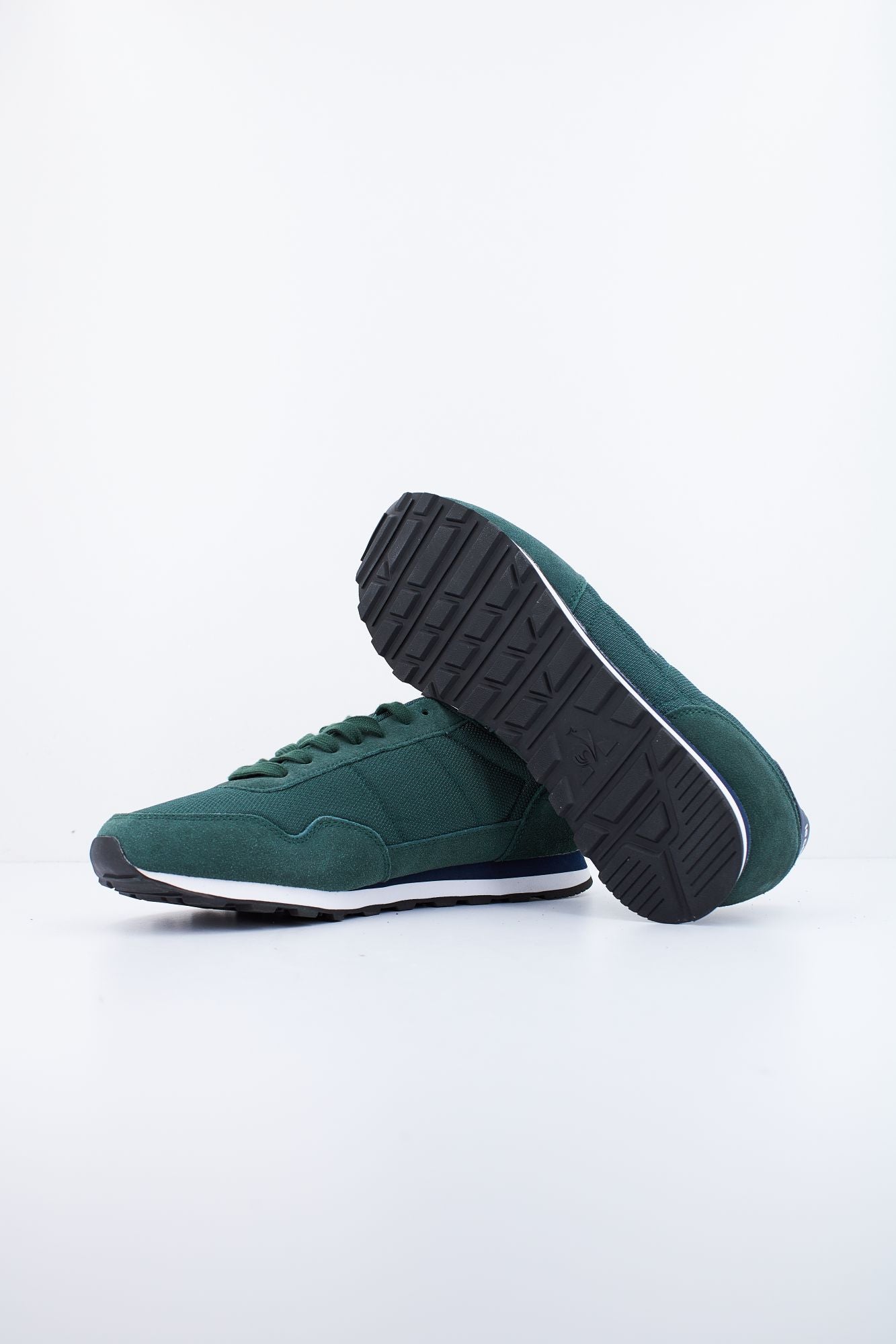 LE COQ SPORTIF ASTRA SPORT en color VERDE (4)