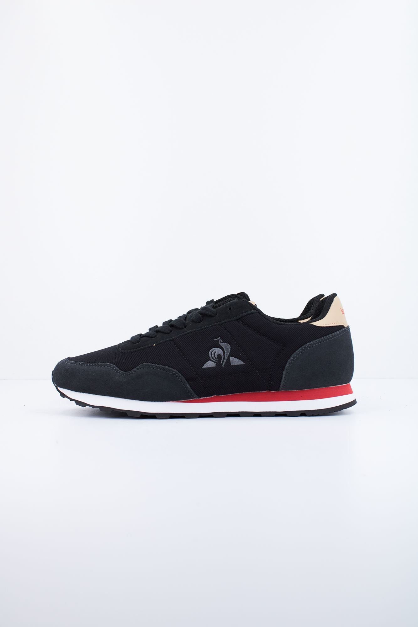 LE COQ SPORTIF ASTRA TWILL en color NEGRO (1)