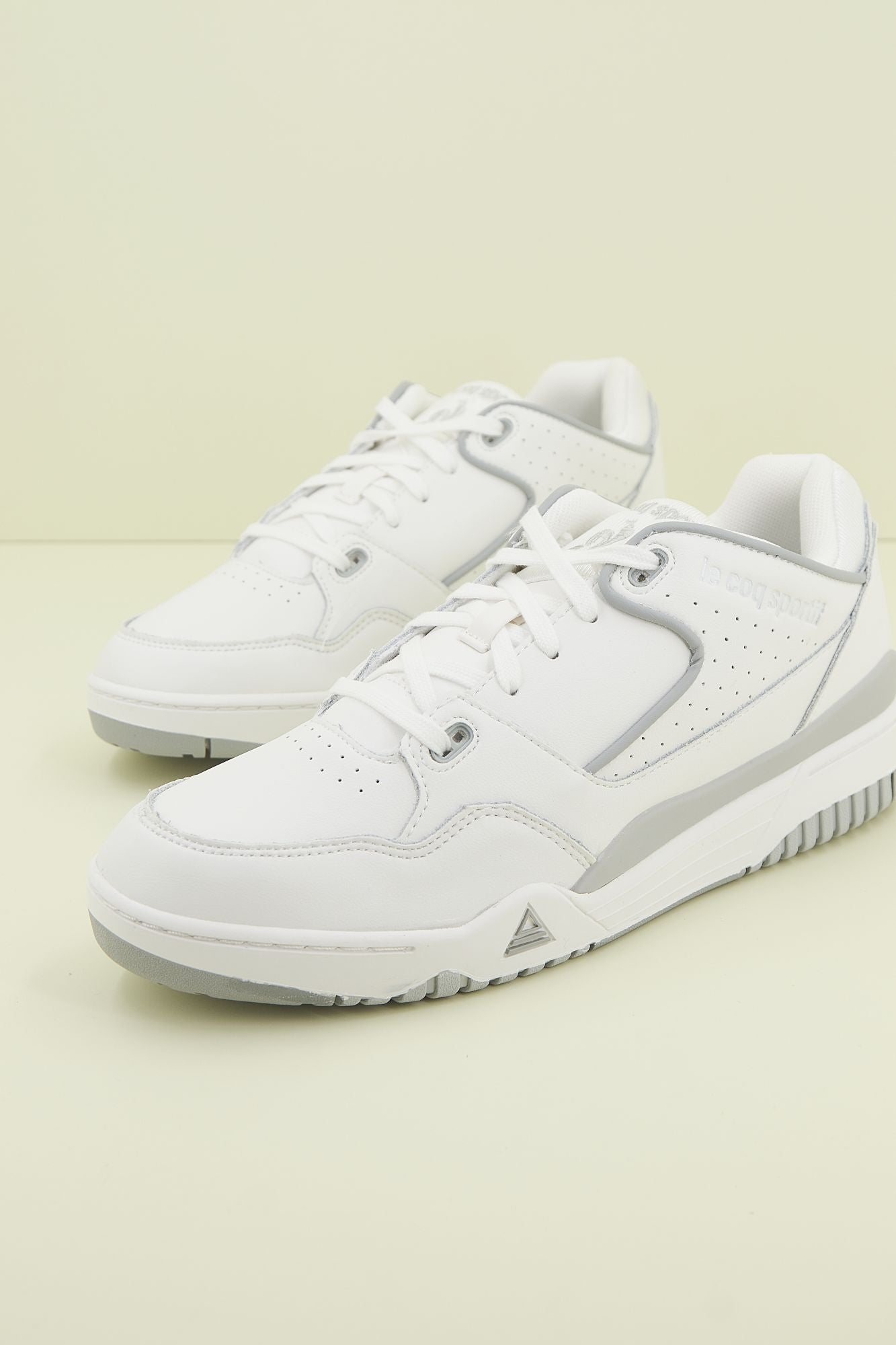 LE COQ SPORTIF LCS T1000 NINETIES en color BLANCO (1)