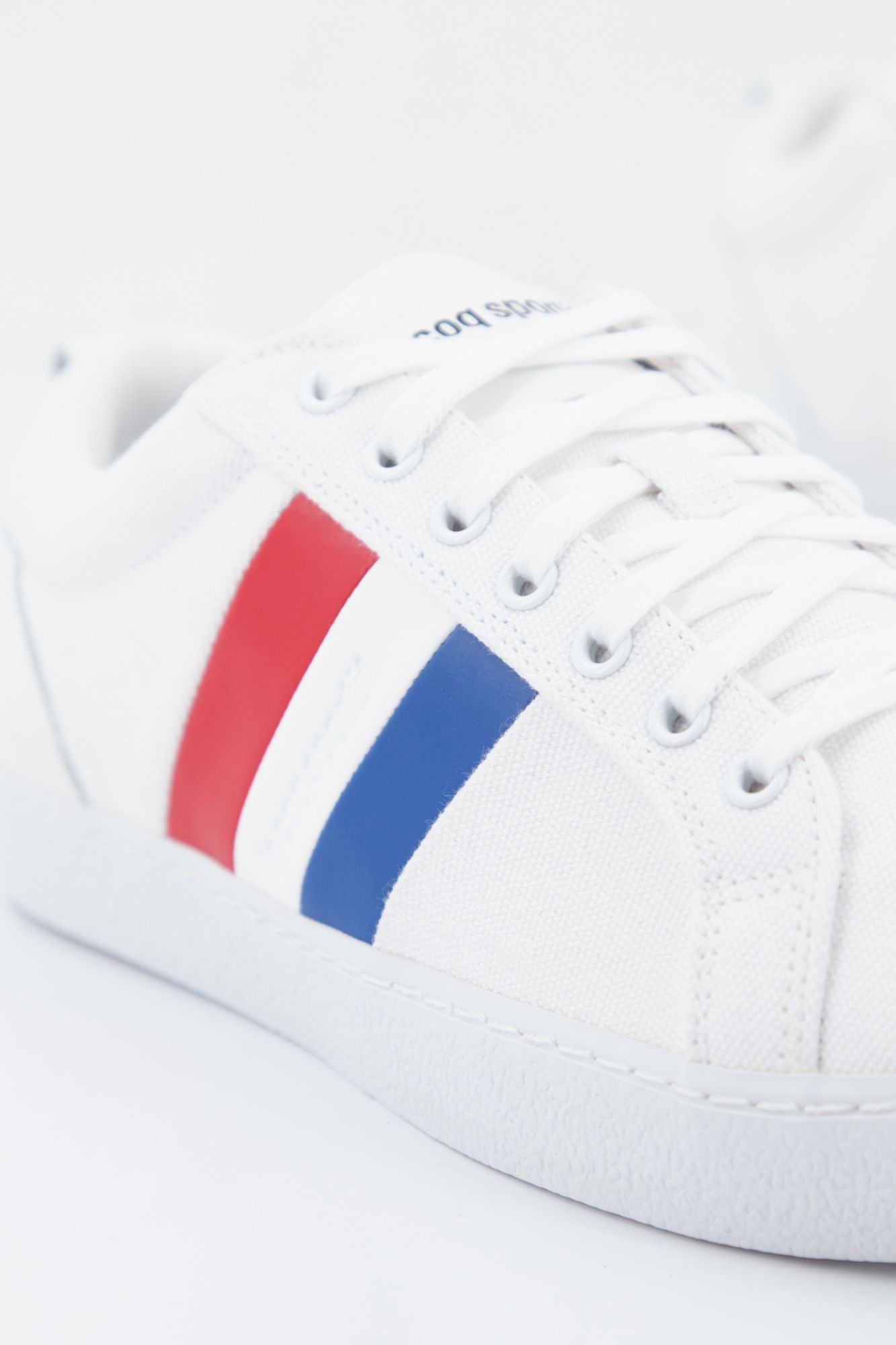 LE COQ SPORTIF VERDON CLASSIC FLAG en color BLANCO (2)