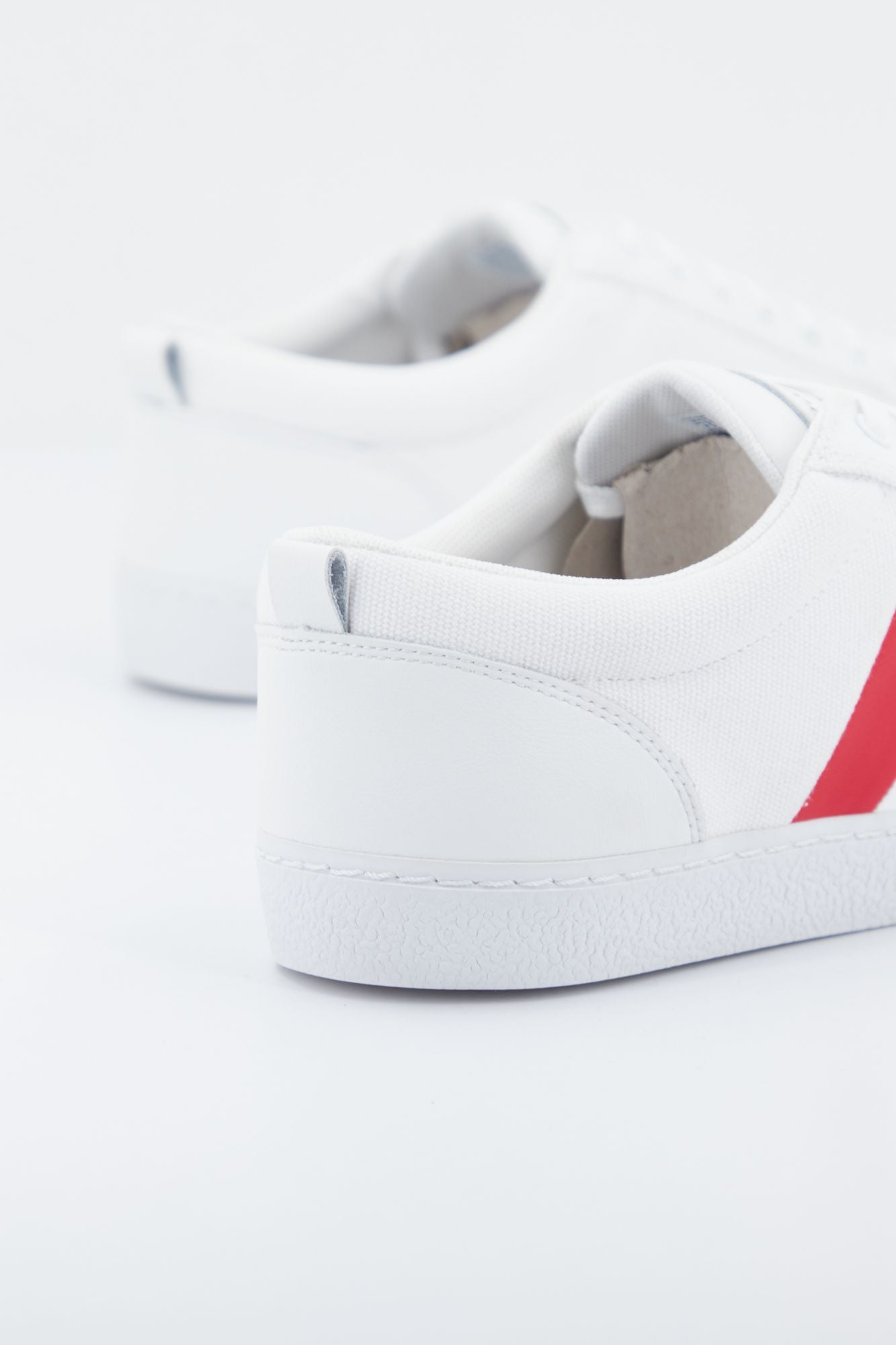 LE COQ SPORTIF VERDON CLASSIC FLAG en color BLANCO (3)