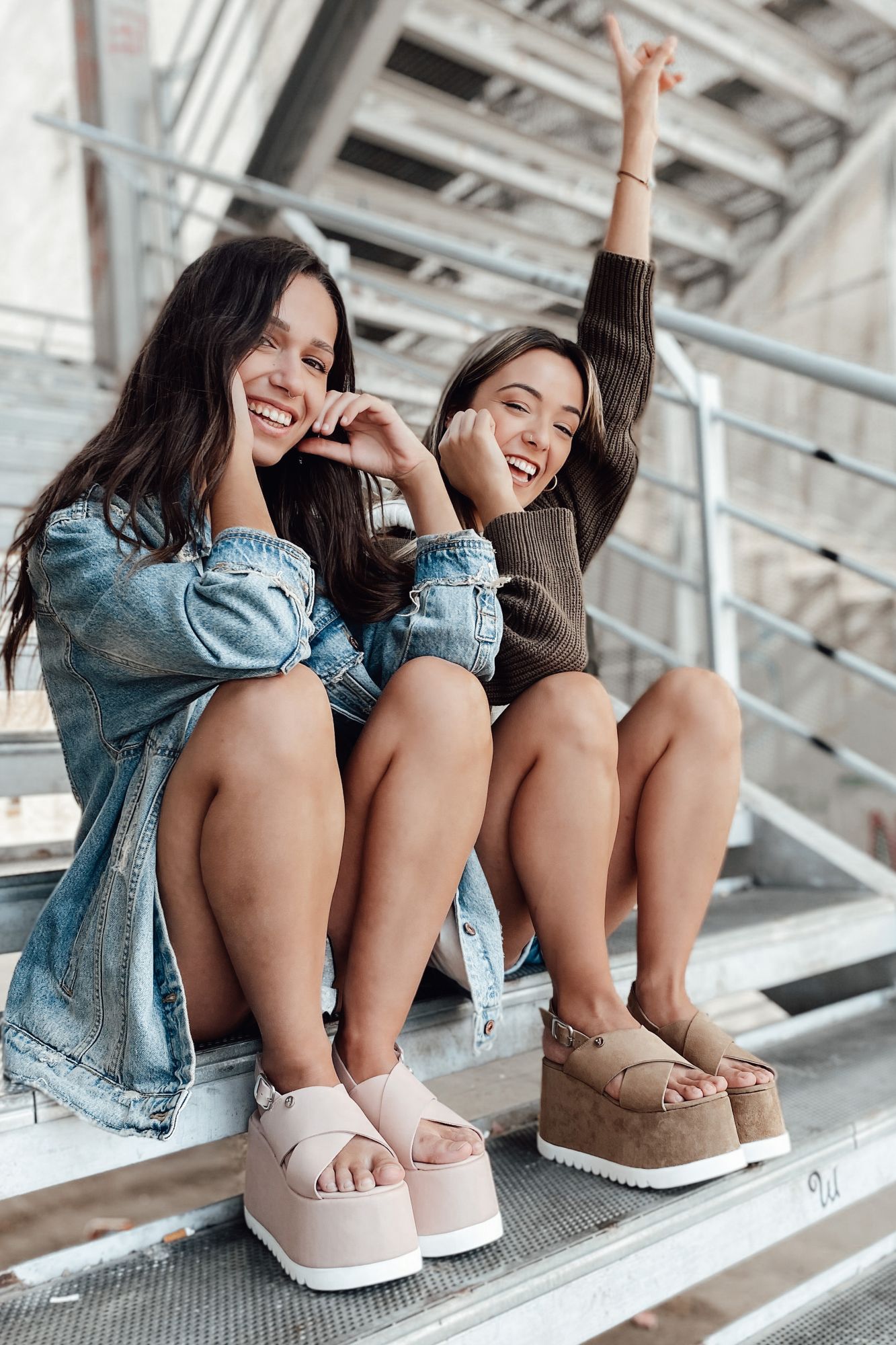 YELLOW DAY OFF en color ROSA (1)