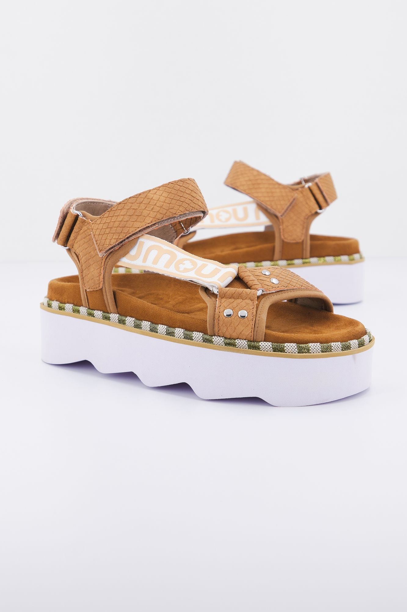 MOU NEW BIO SANDAL SIDE l en color MARRON (2)