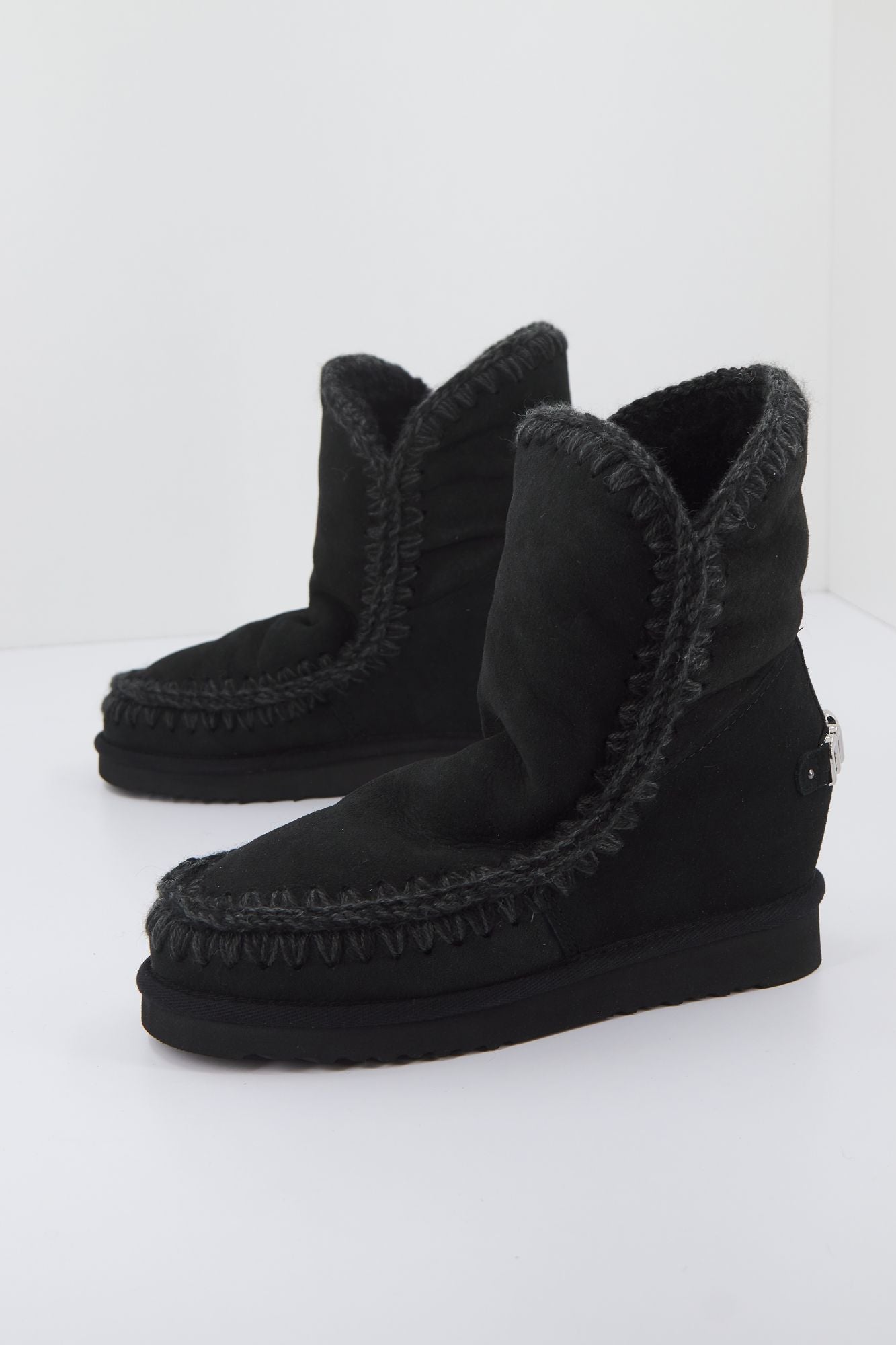 MOU INNER WEDGESH en color NEGRO (2)