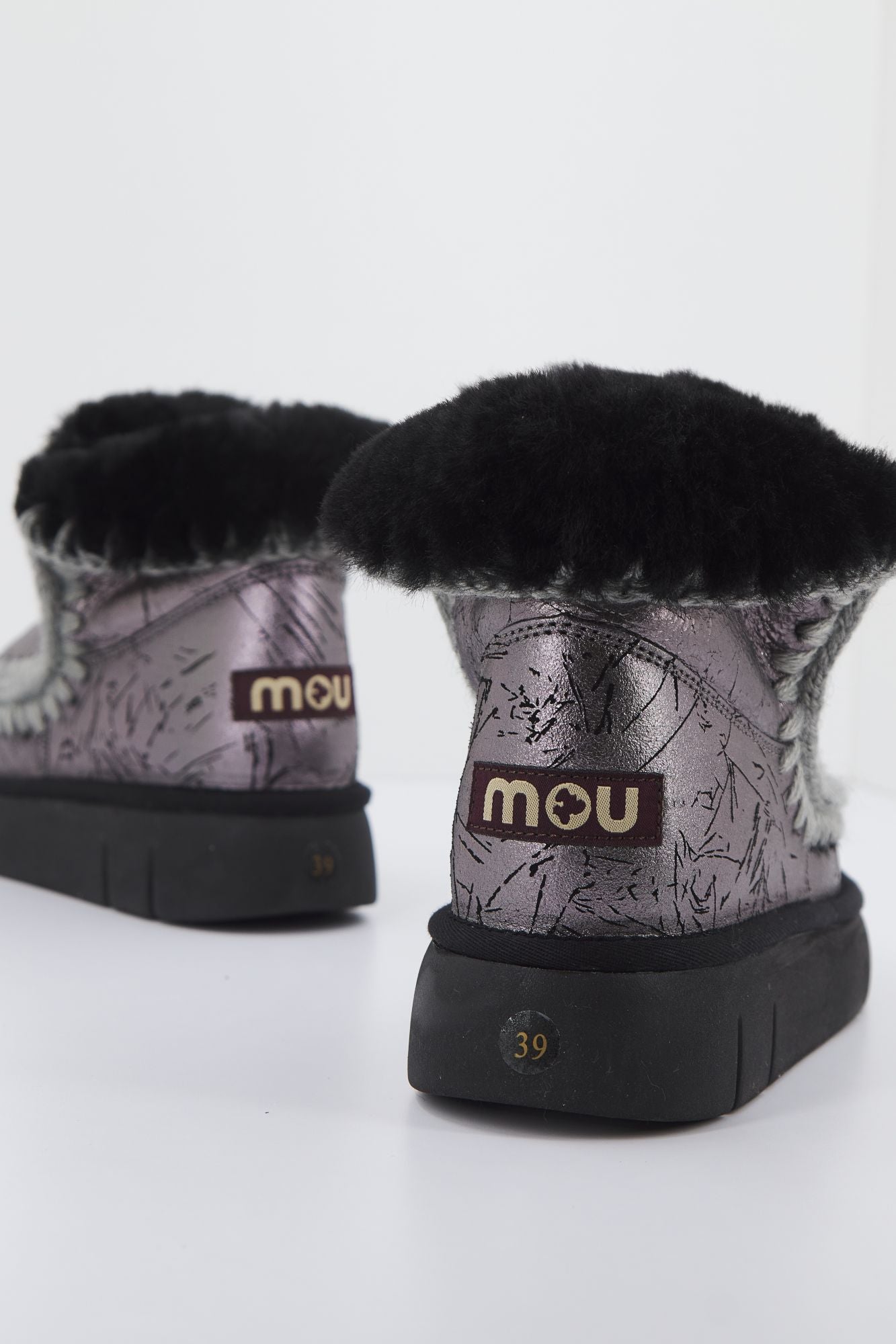 MOU ESKIMO 18 en color BRONCE (3)