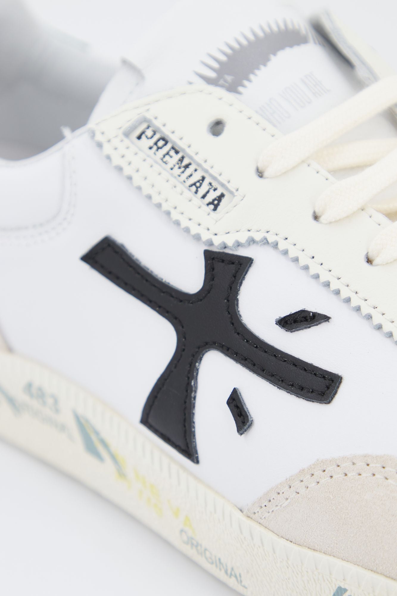 PREMIATA CLAY en color BLANCO (4)