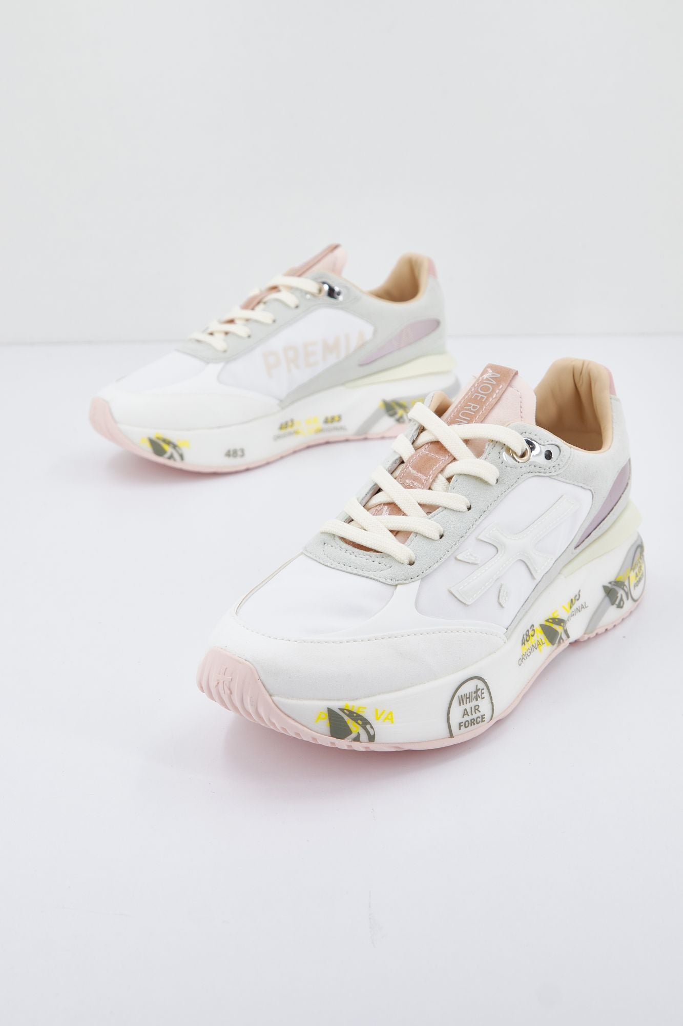 PREMIATA MOERUND en color BLANCO (1)