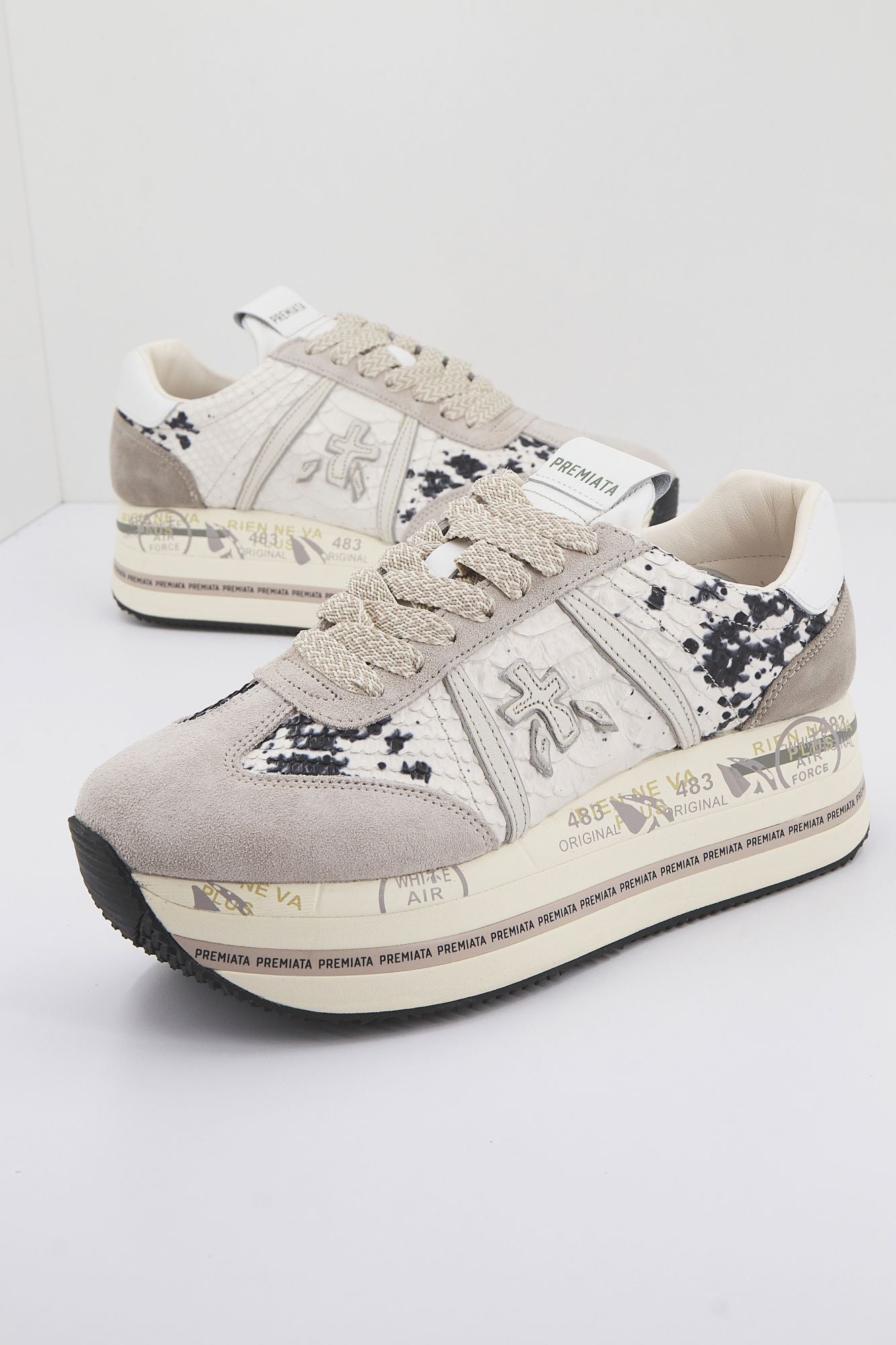 PREMIATA BETH 649 en color BEIS (1)