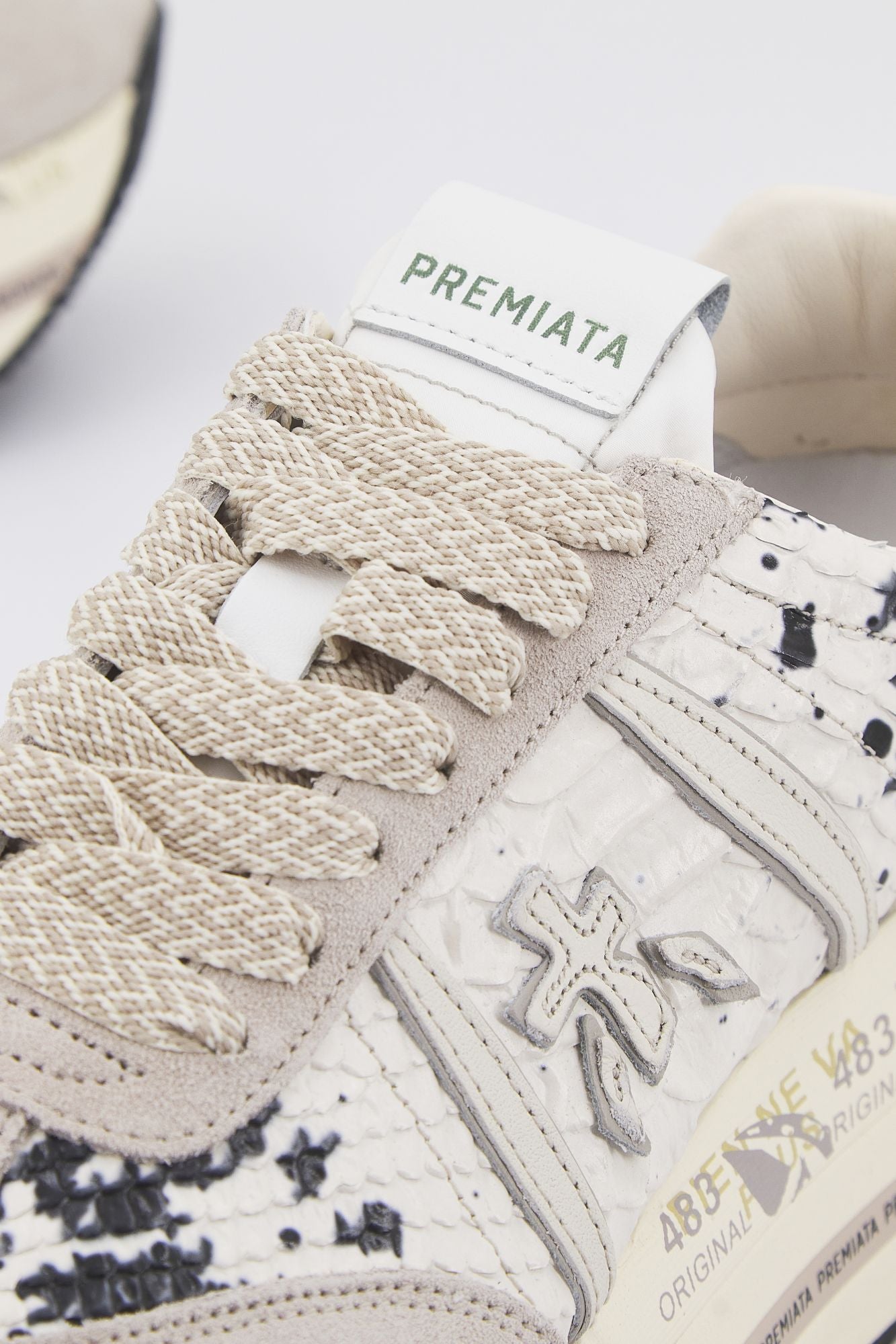 PREMIATA BETH 649 en color BEIS (4)