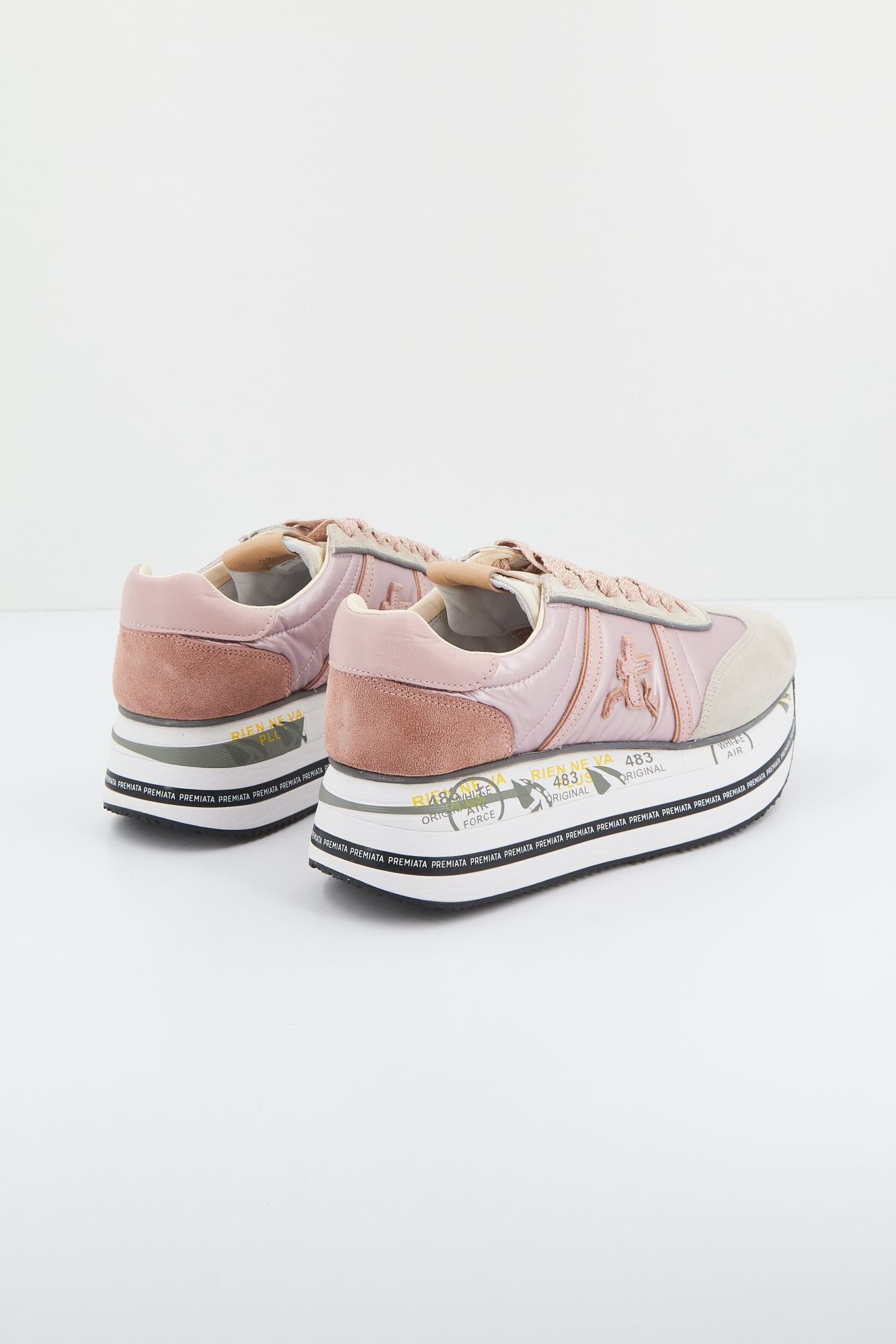 PREMIATA BETH 6499 en color ROSA (3)