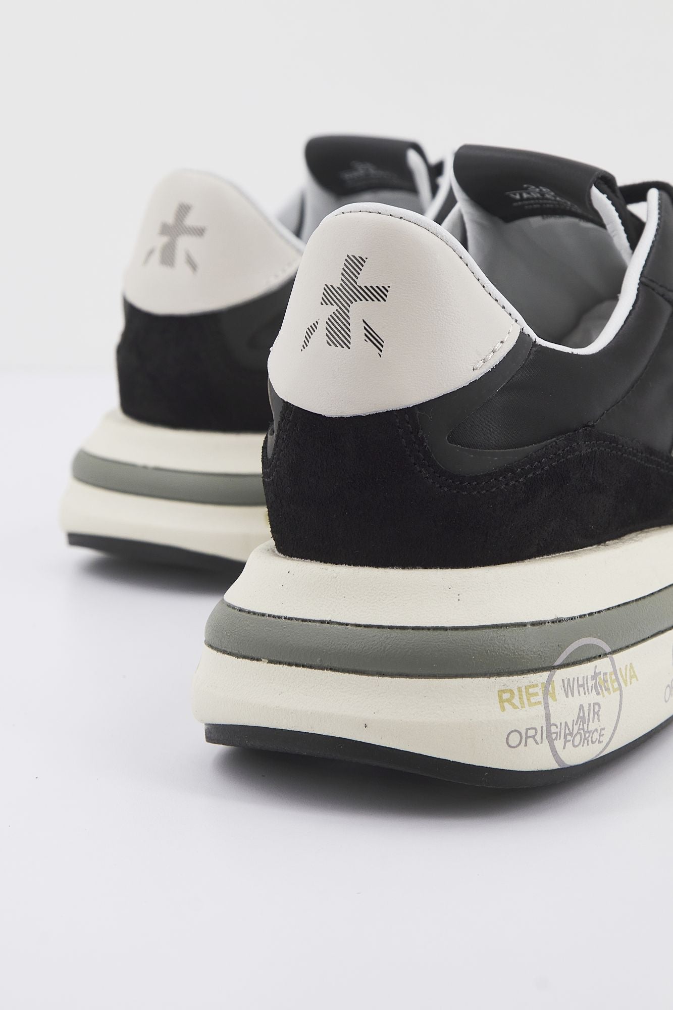 PREMIATA CASSIE 6471 en color NEGRO (3)