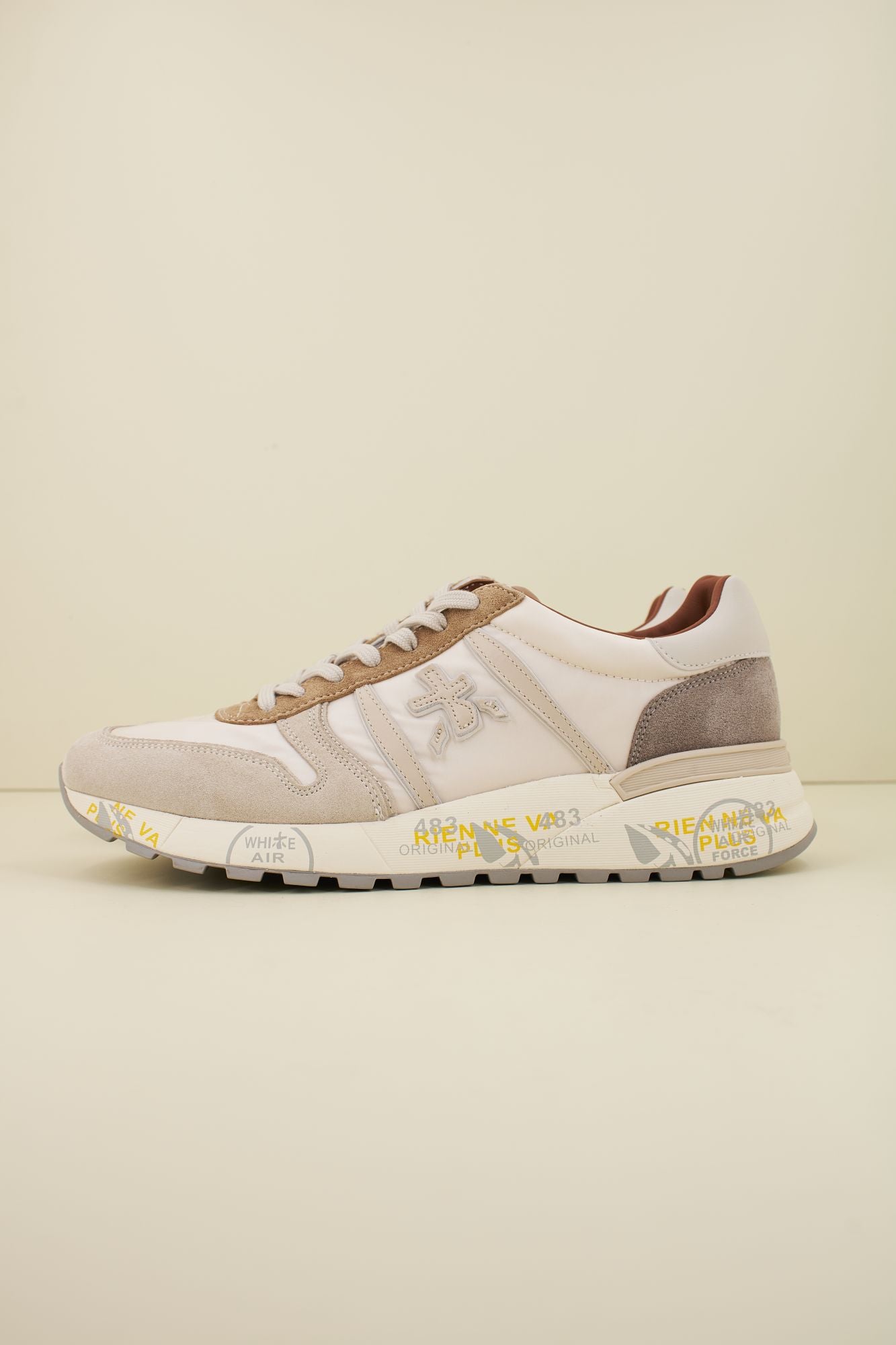 PREMIATA LANDER en color BEIS (1)