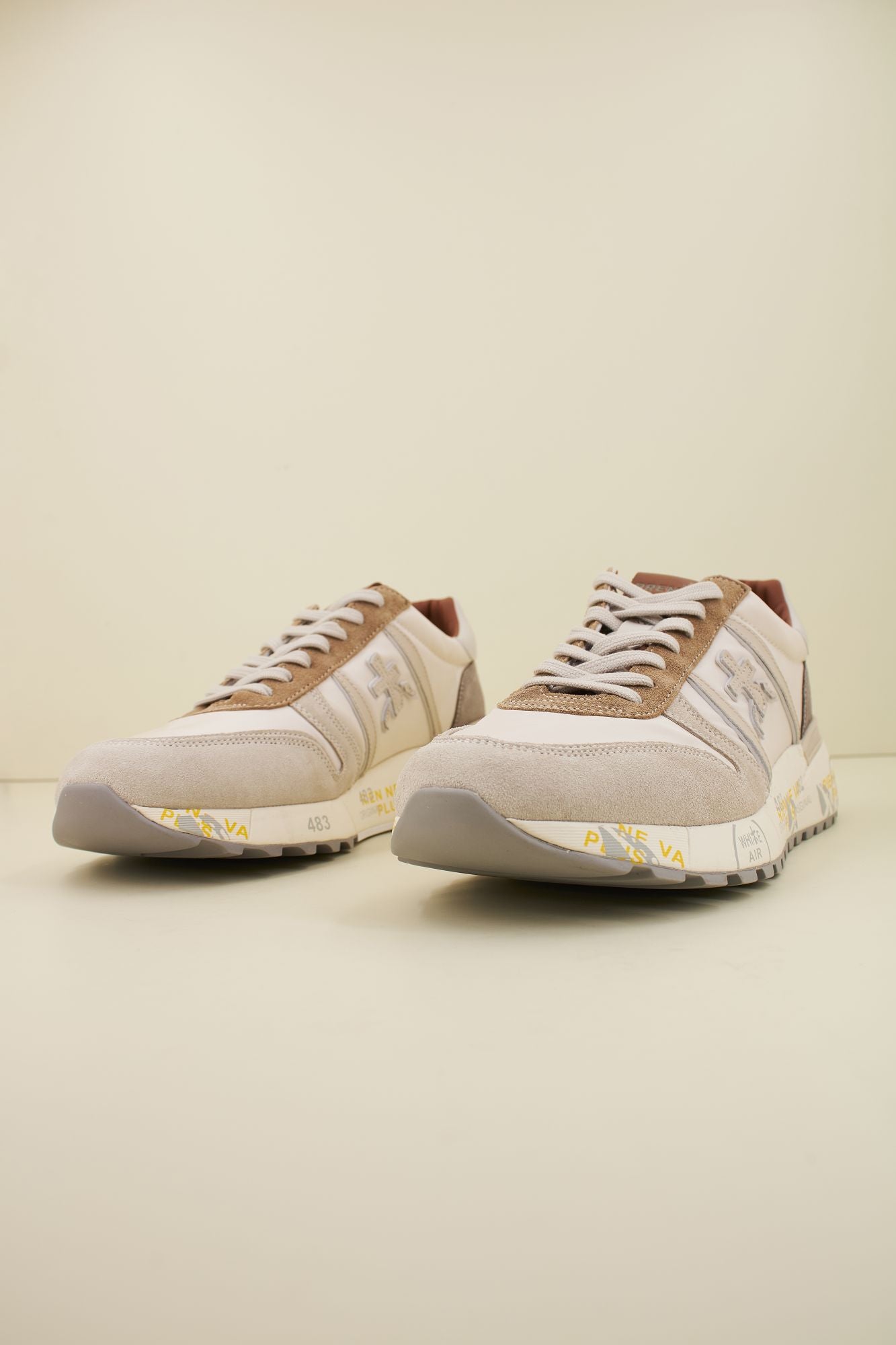 PREMIATA LANDER en color BEIS (2)